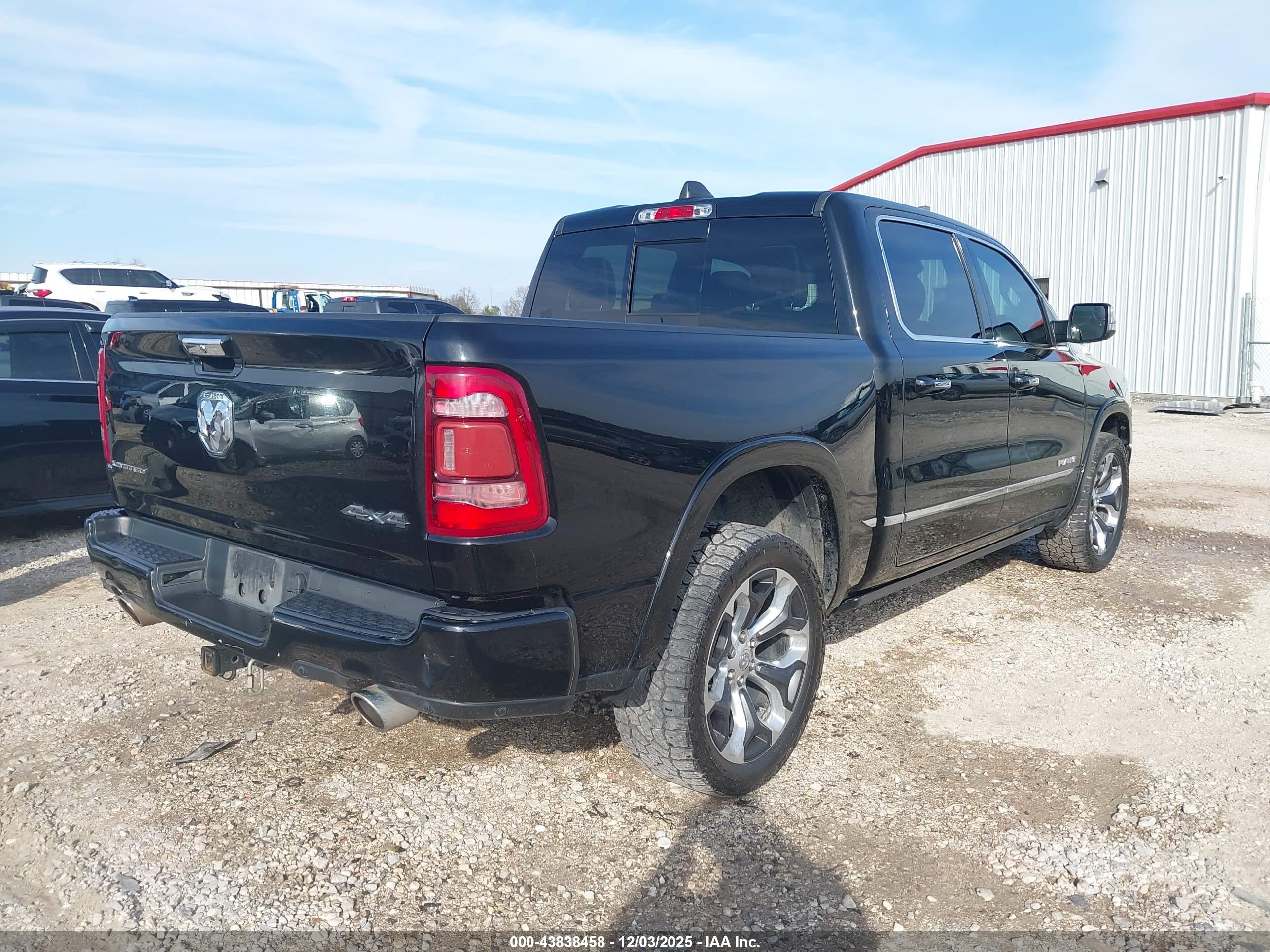 RAM 1500 image 4