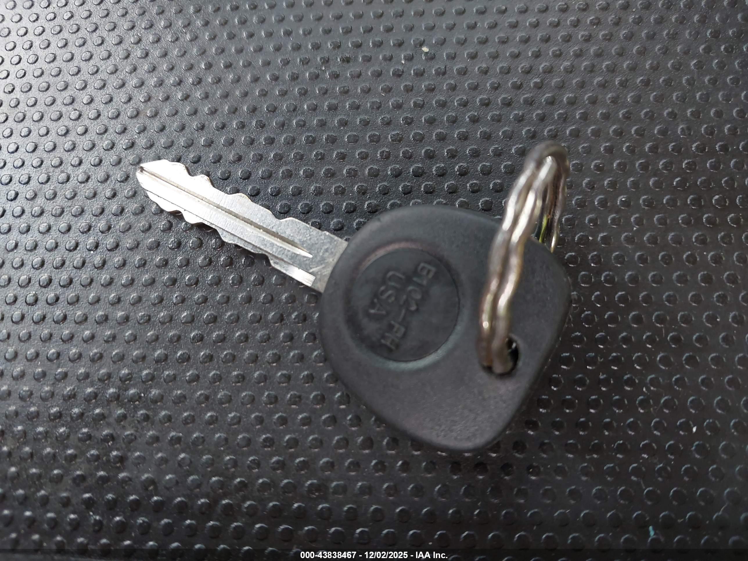 CHEVROLET SILVERADO image 11