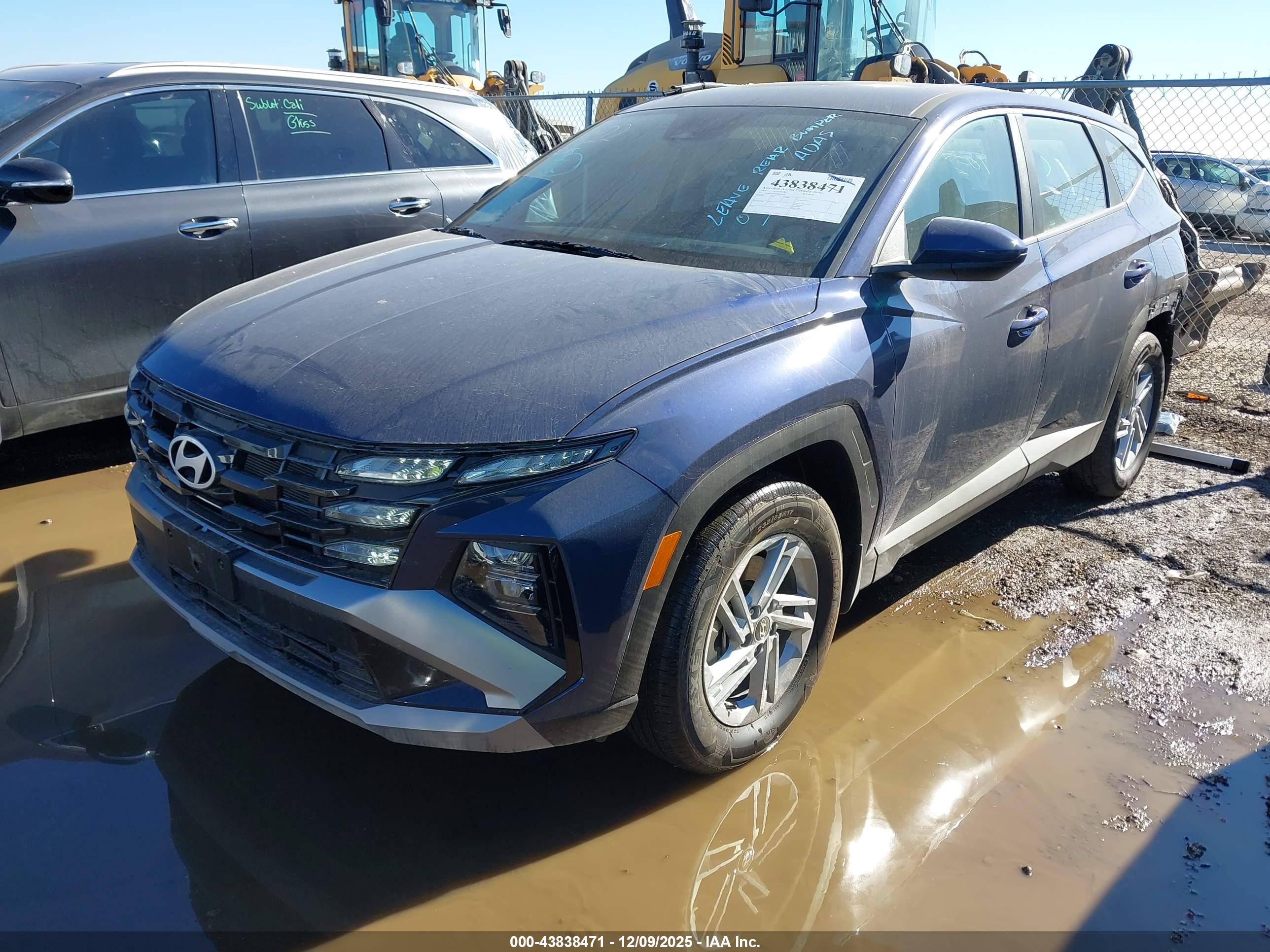 HYUNDAI TUCSON image 2