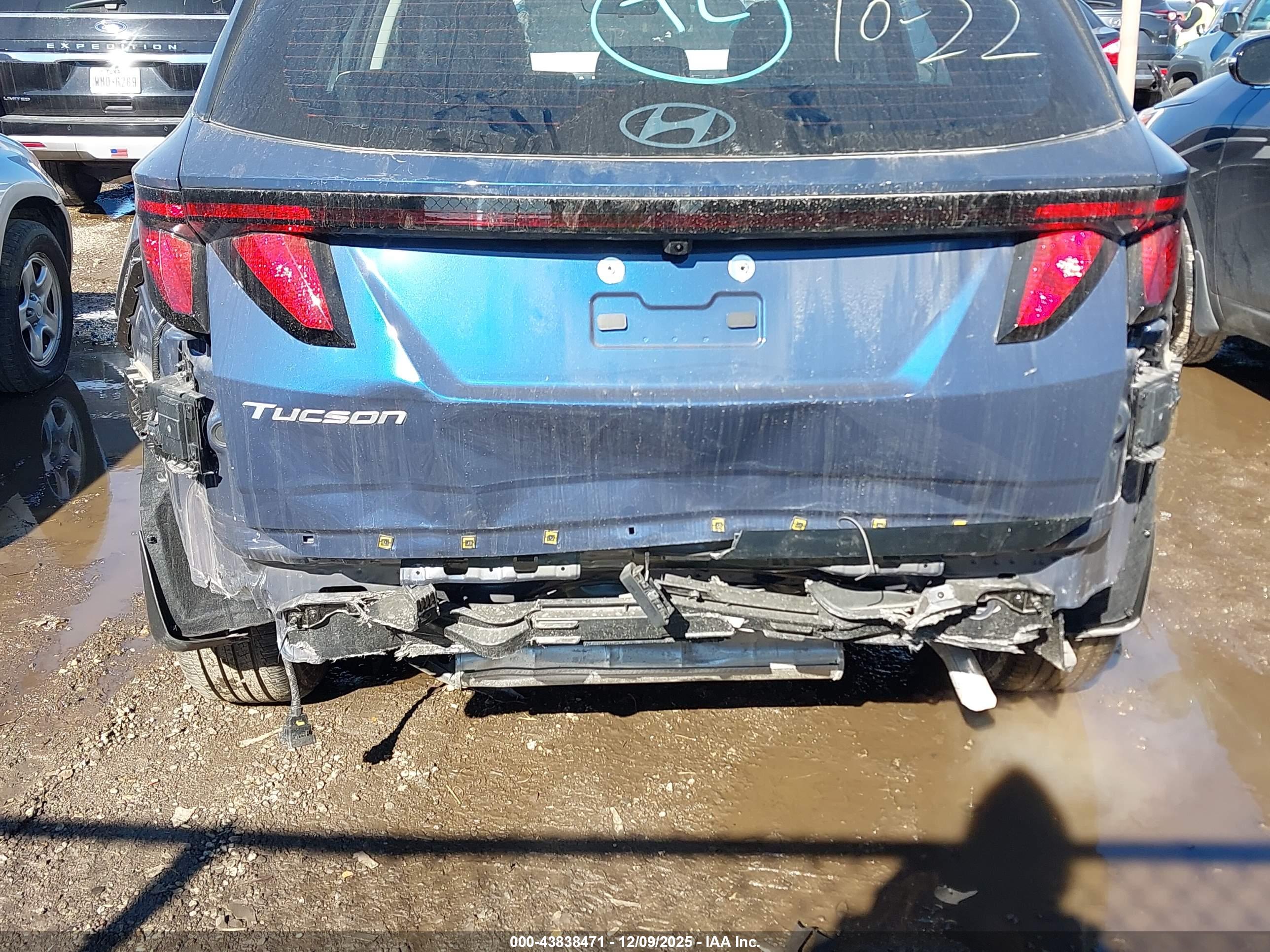 HYUNDAI TUCSON image 6