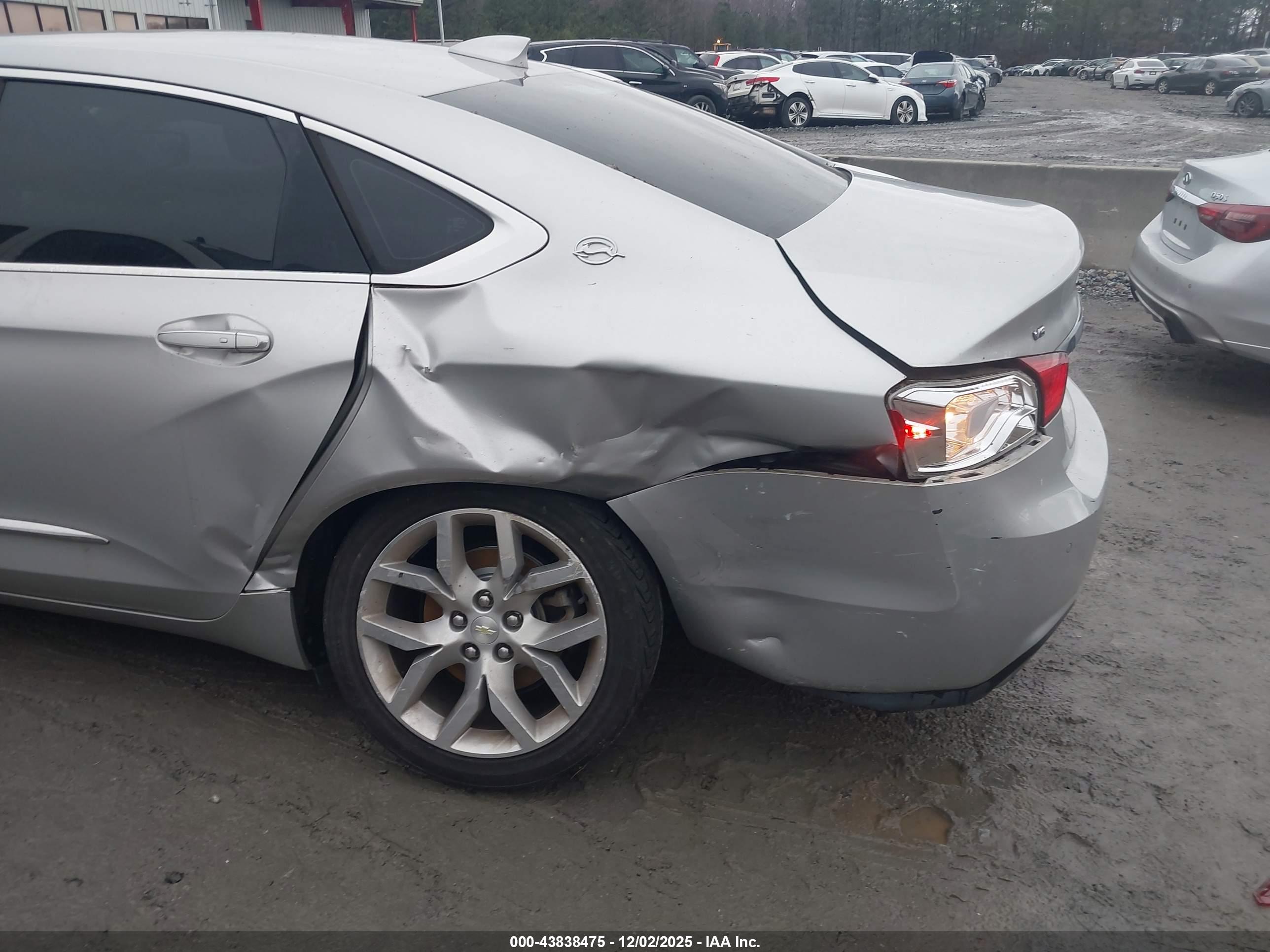 CHEVROLET IMPALA image 6