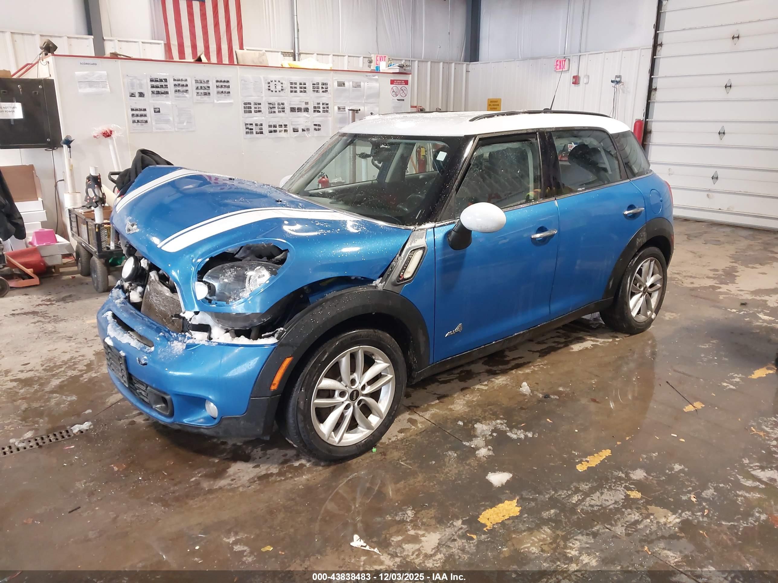 MINI COUNTRYMAN image 2