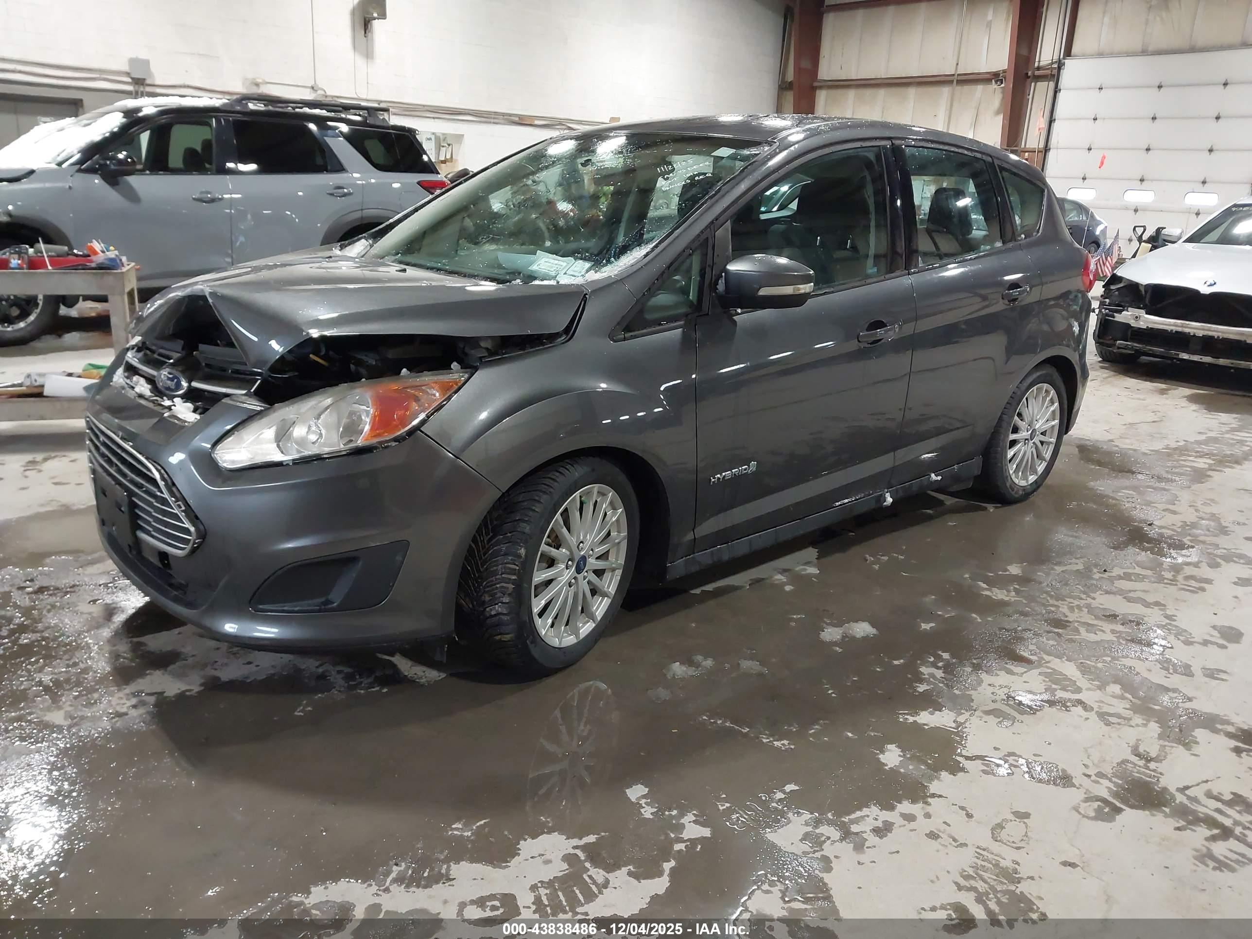 FORD C-MAX image 2