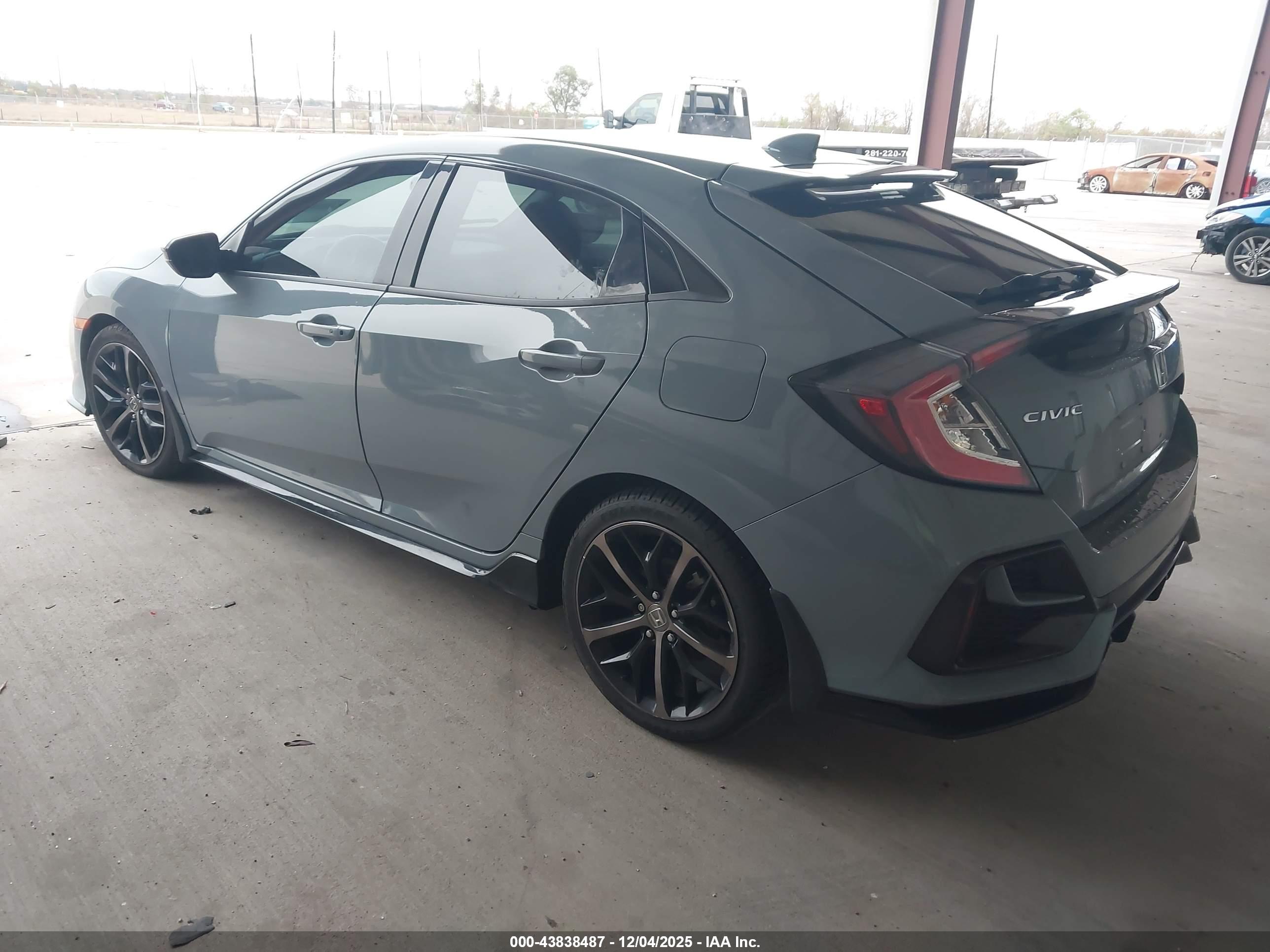 HONDA CIVIC image 3