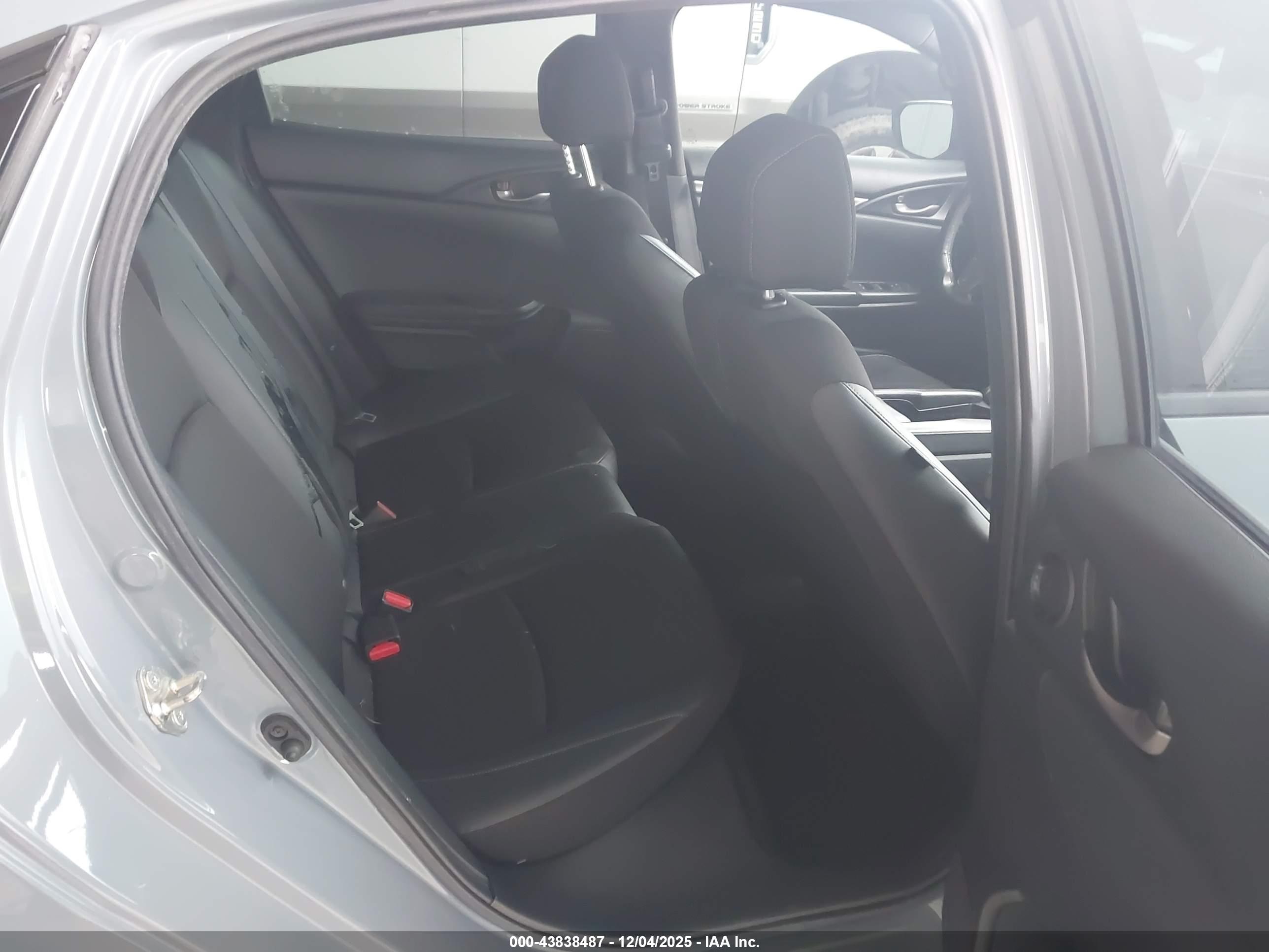 HONDA CIVIC image 8