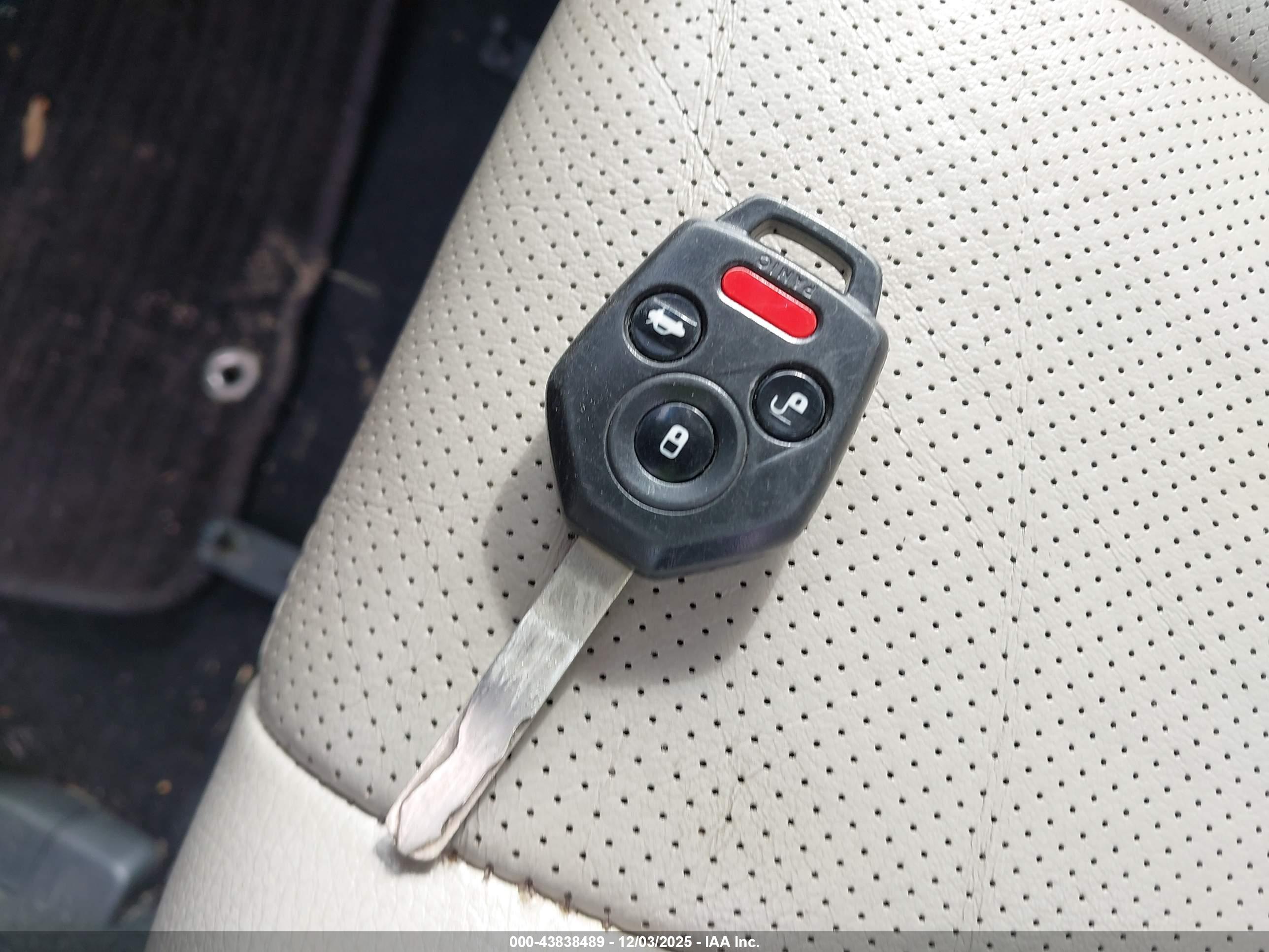 SUBARU LEGACY image 11