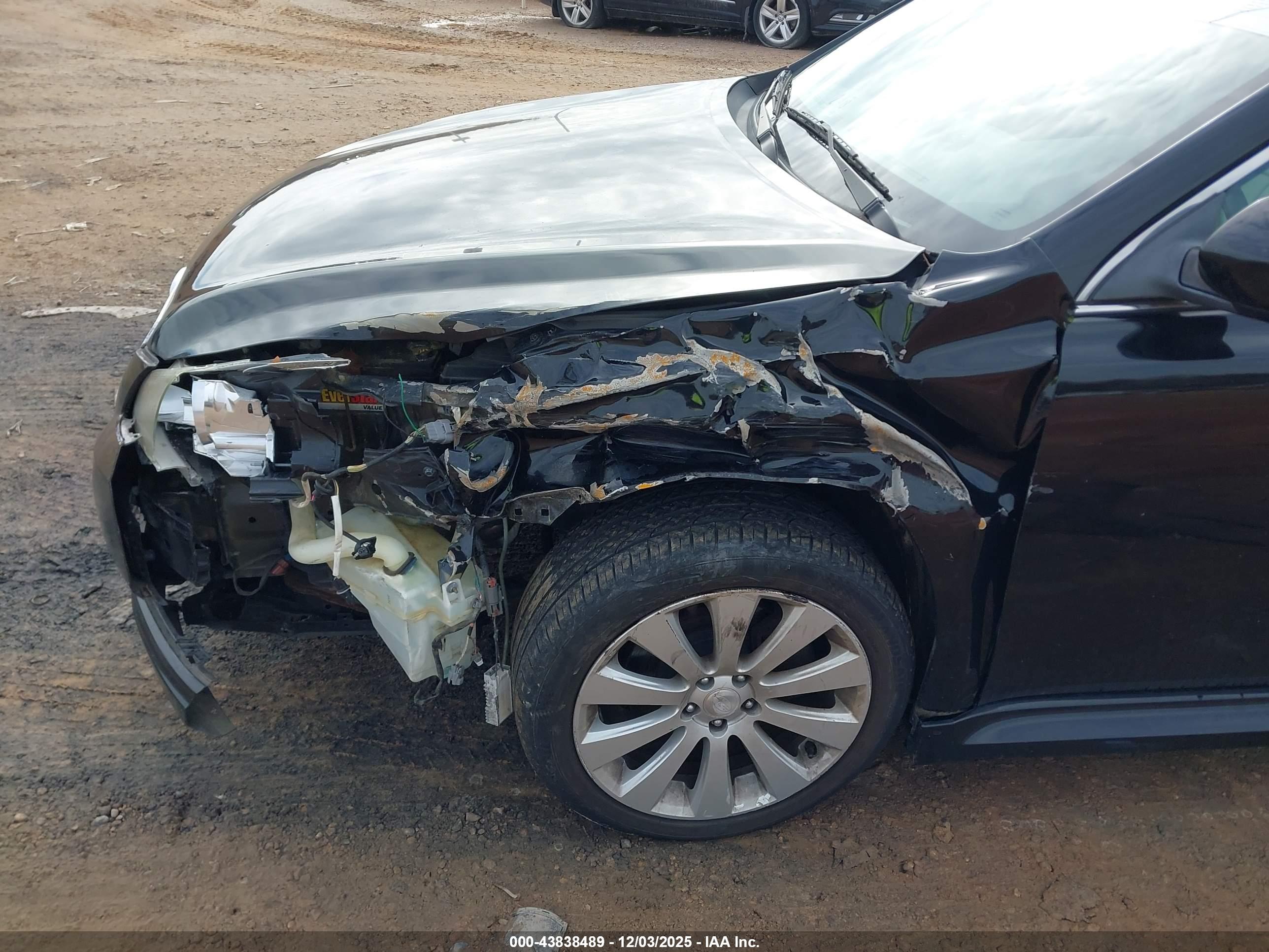 SUBARU LEGACY image 6