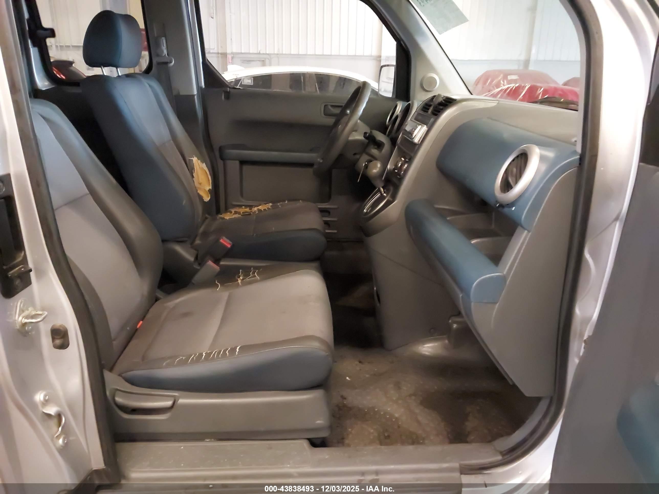 HONDA ELEMENT image 5