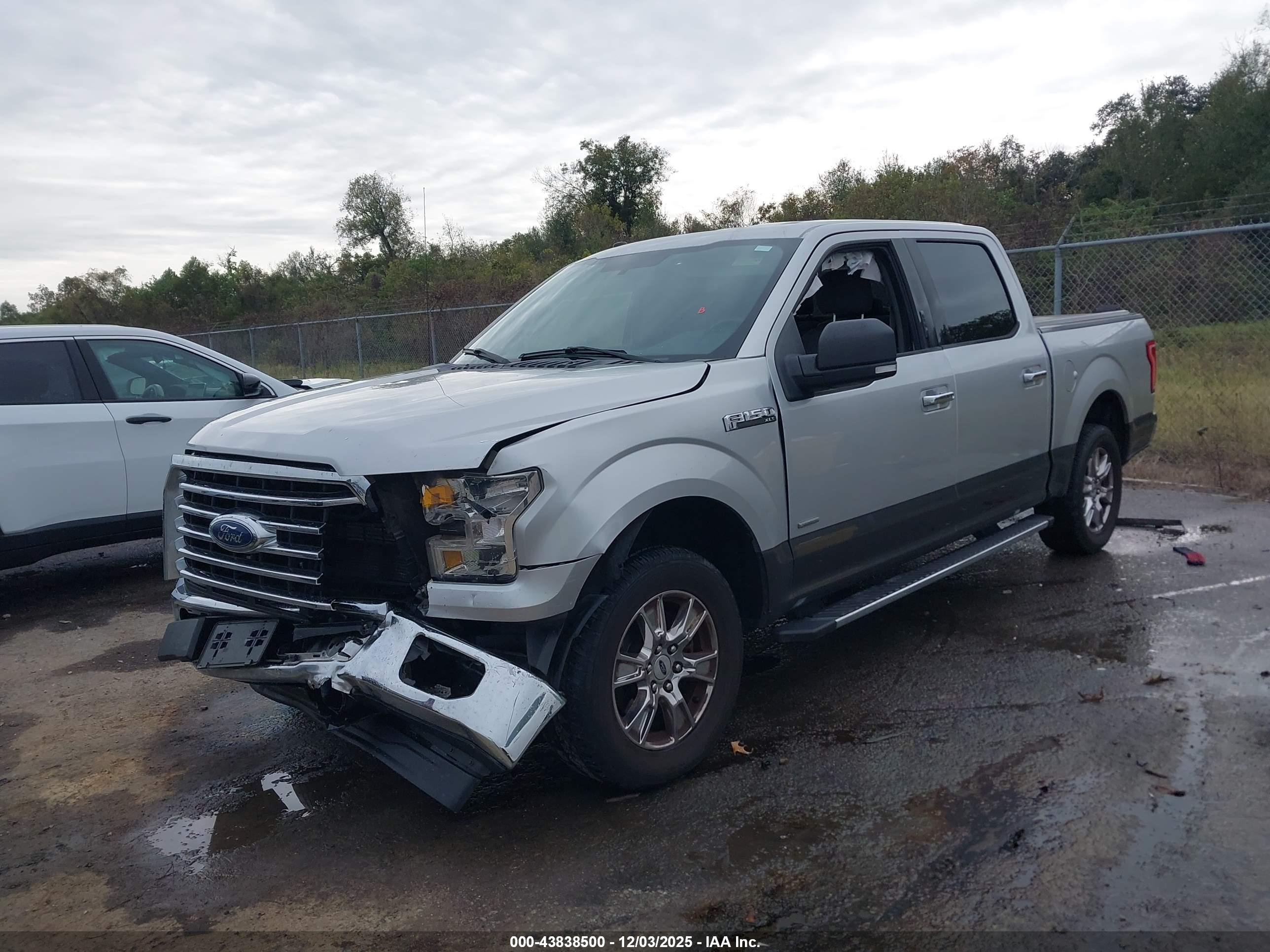 FORD F-150 image 2