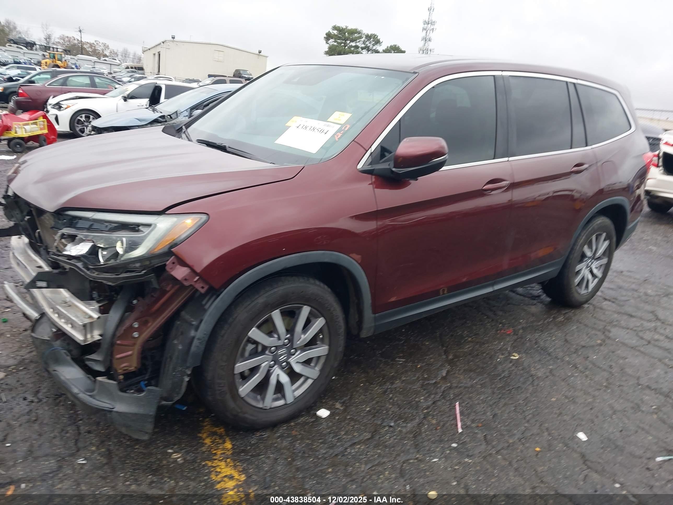 HONDA PILOT image 2