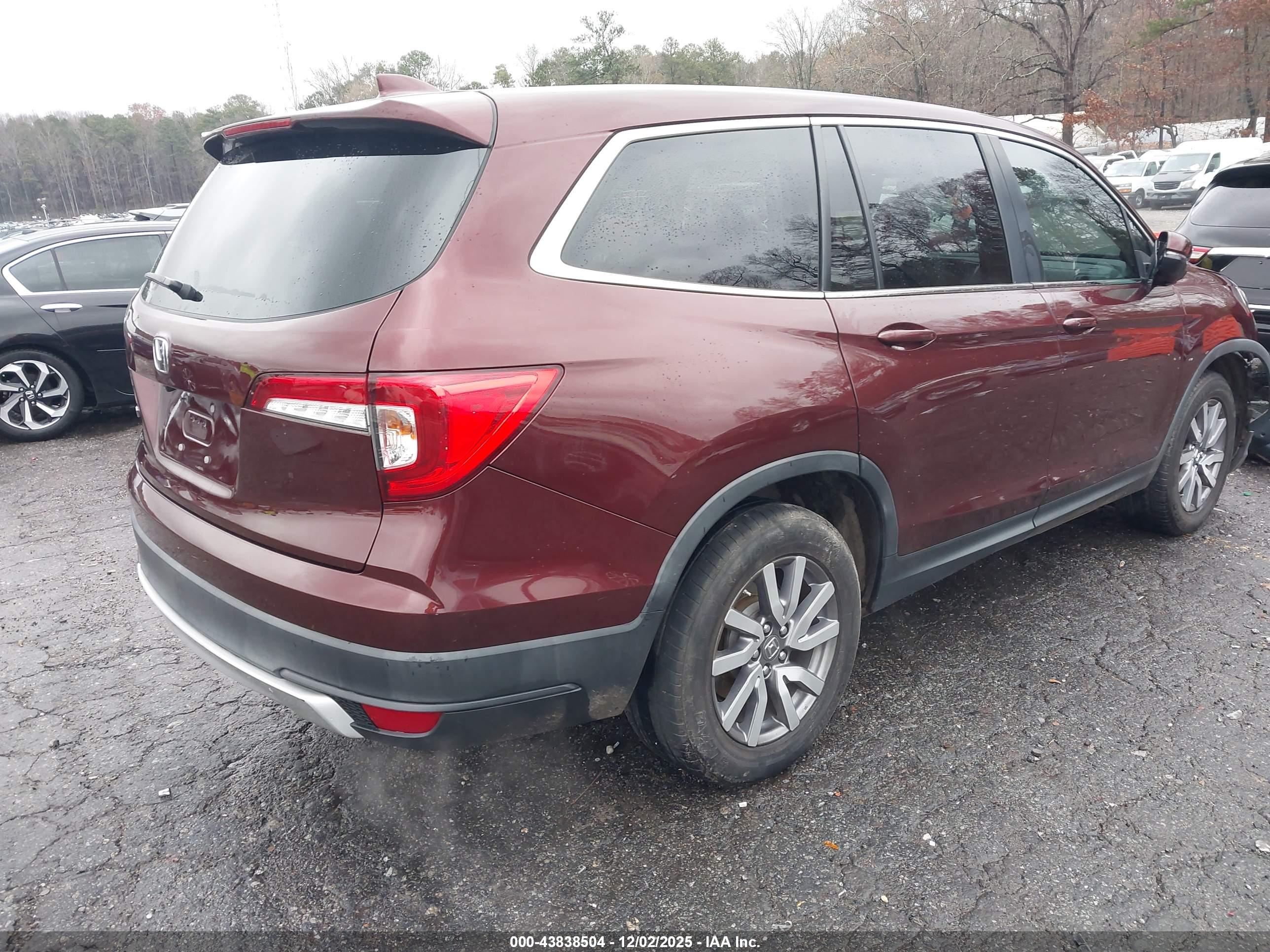 HONDA PILOT image 4