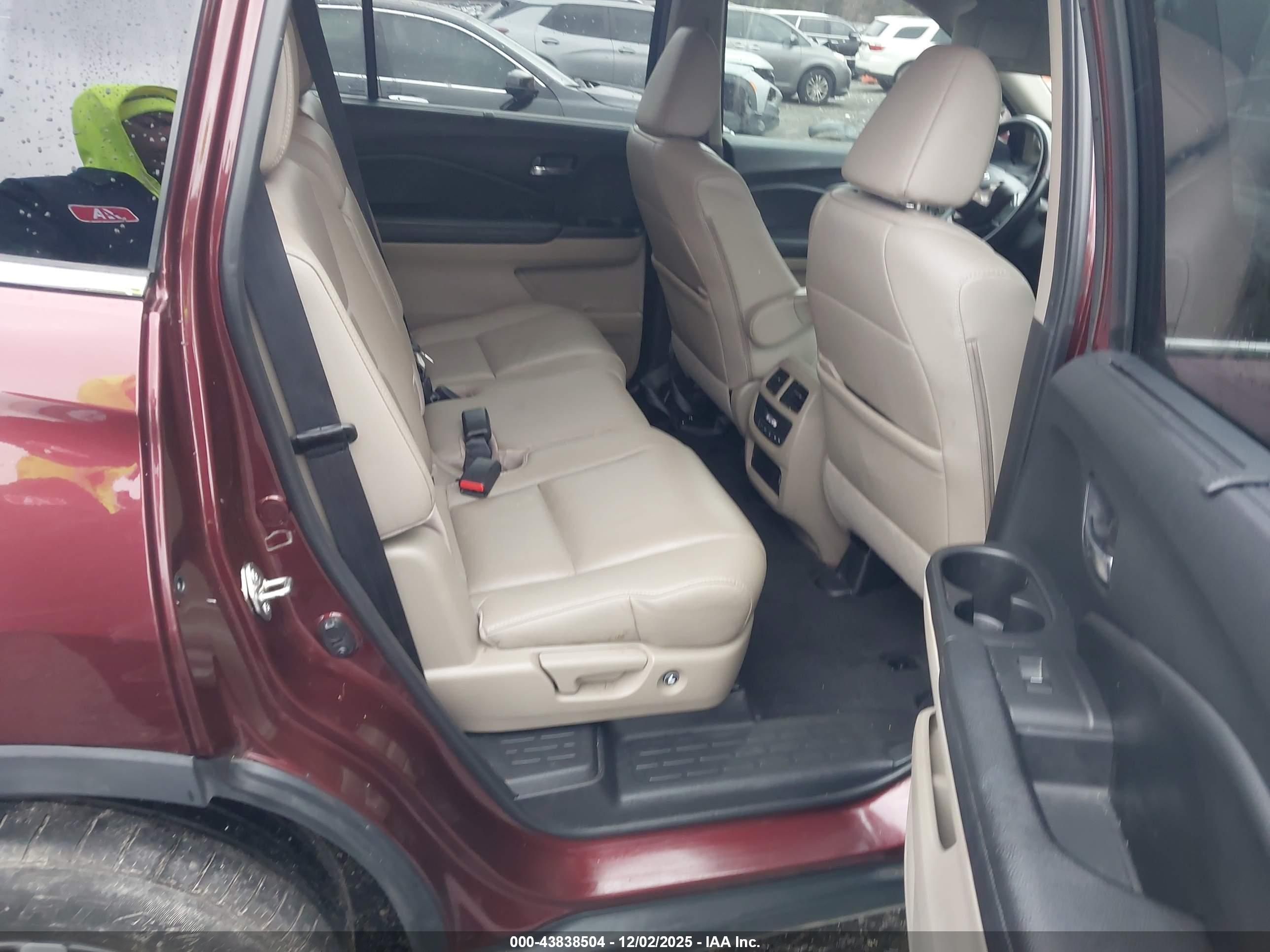 HONDA PILOT image 8