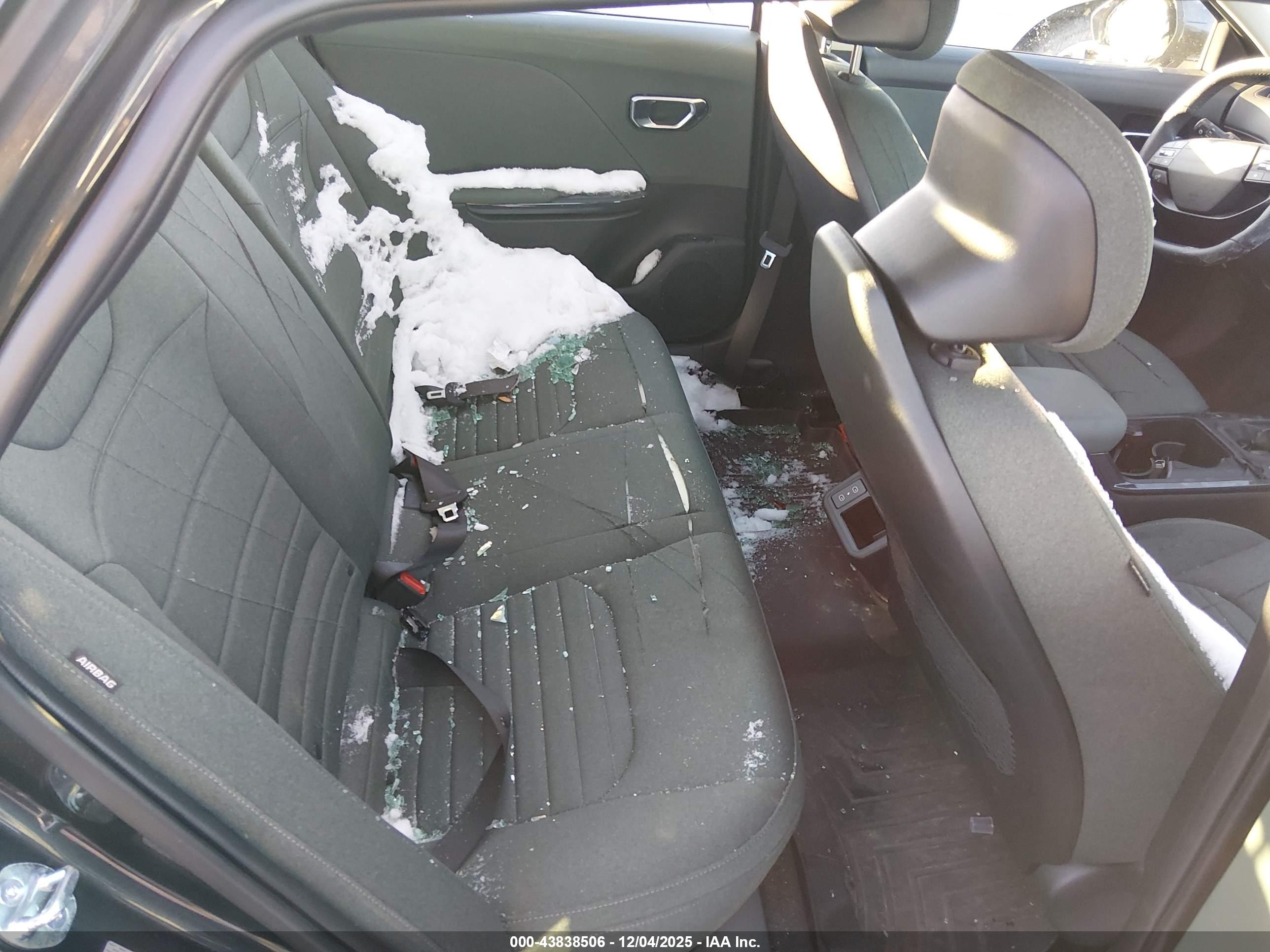 KIA K4 image 8