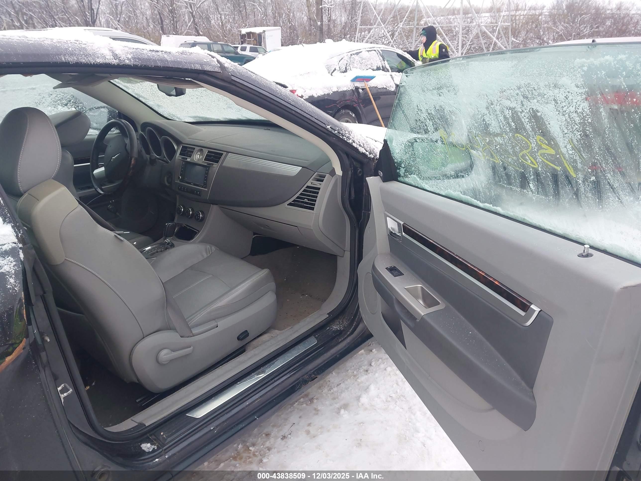 CHRYSLER SEBRING image 5