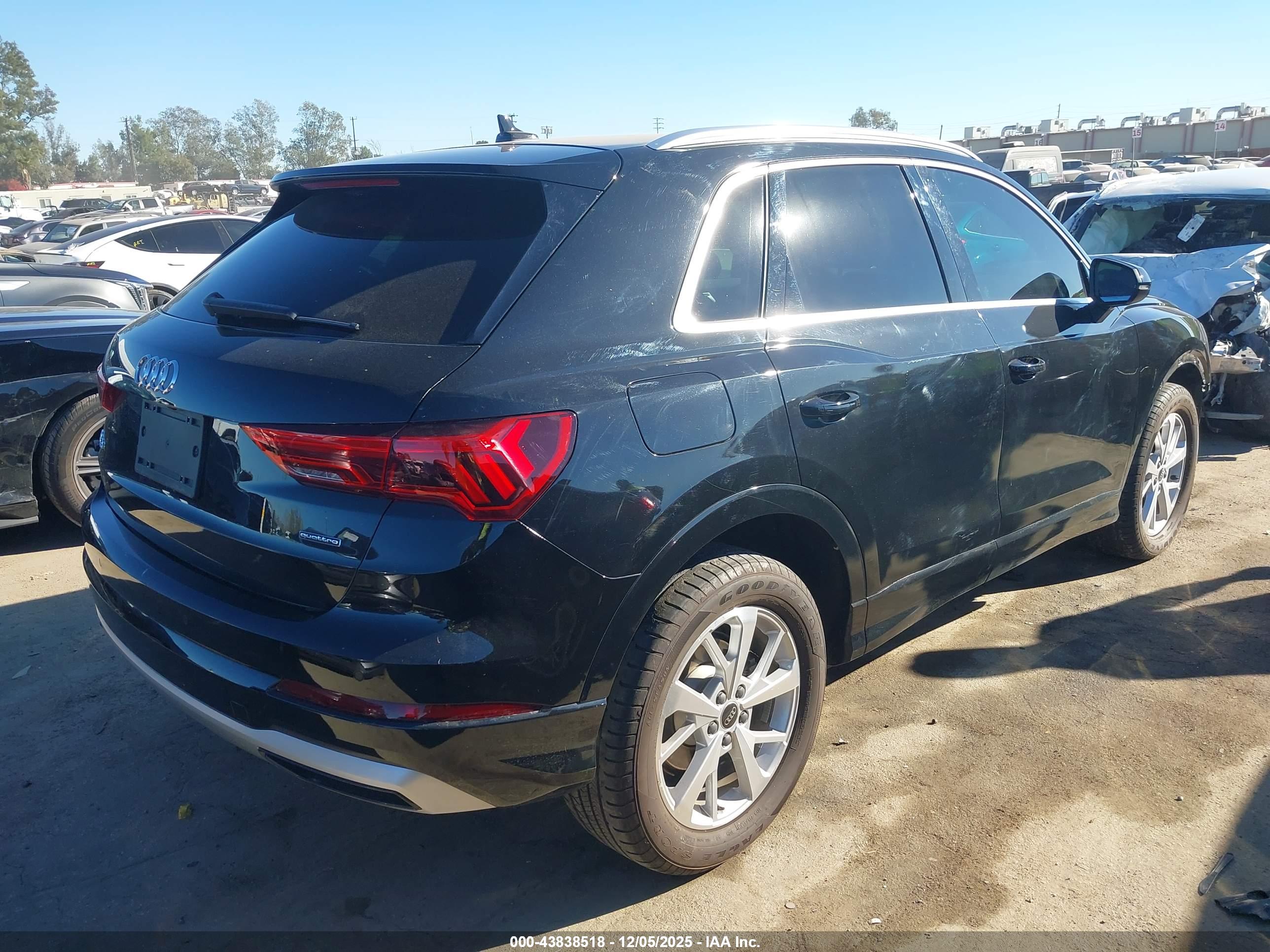 AUDI Q3 image 4
