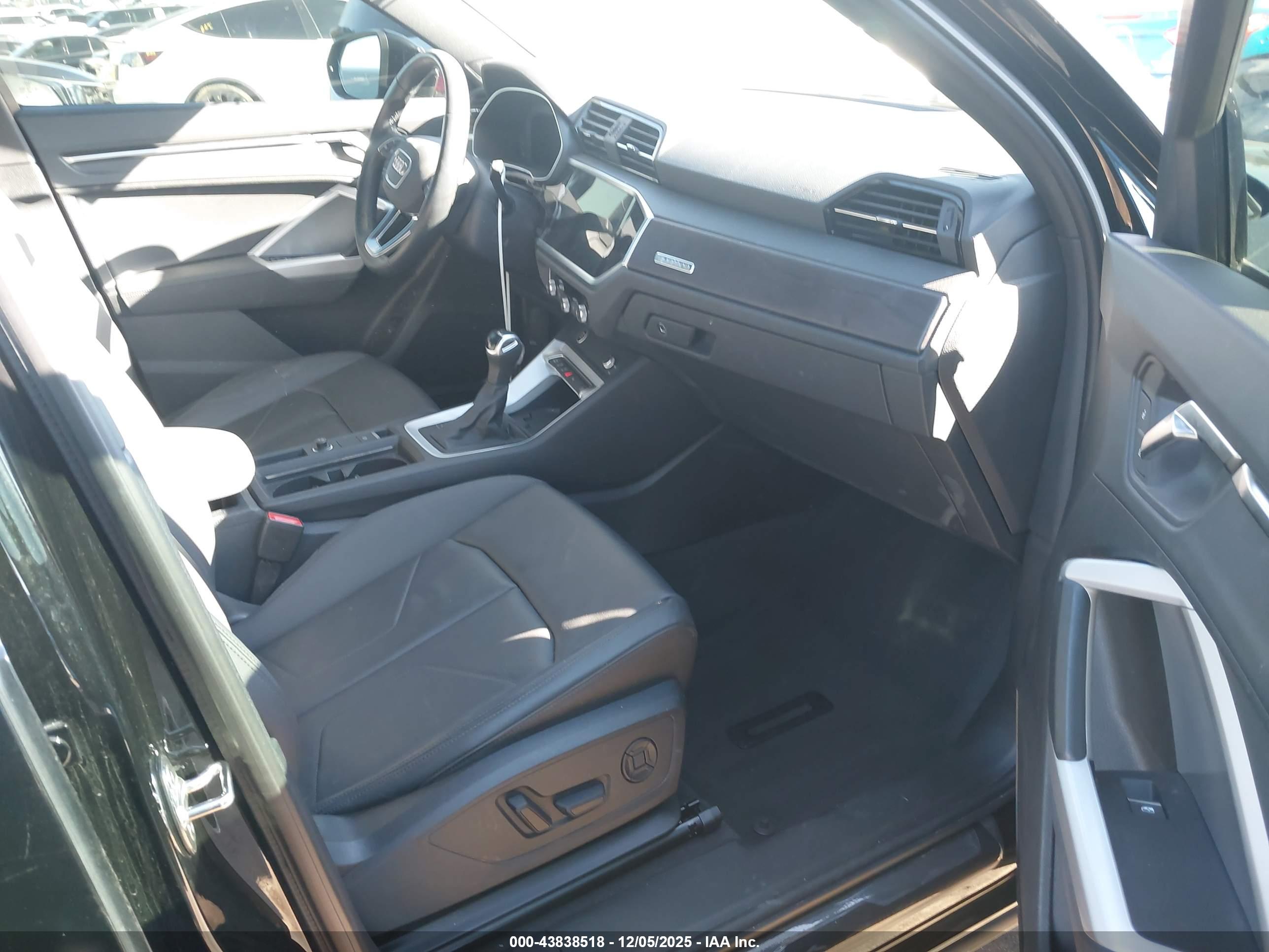 AUDI Q3 image 5