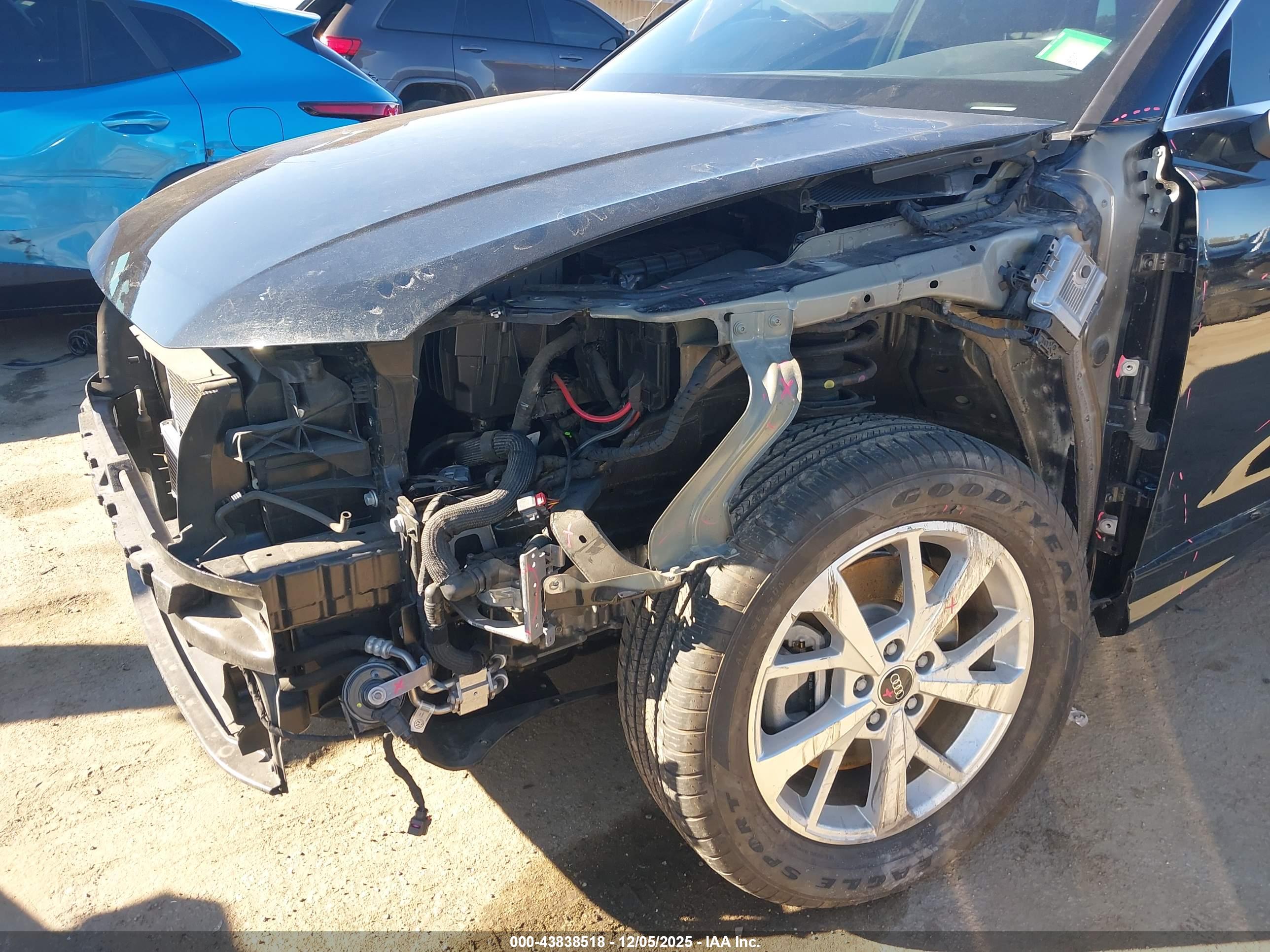 AUDI Q3 image 6