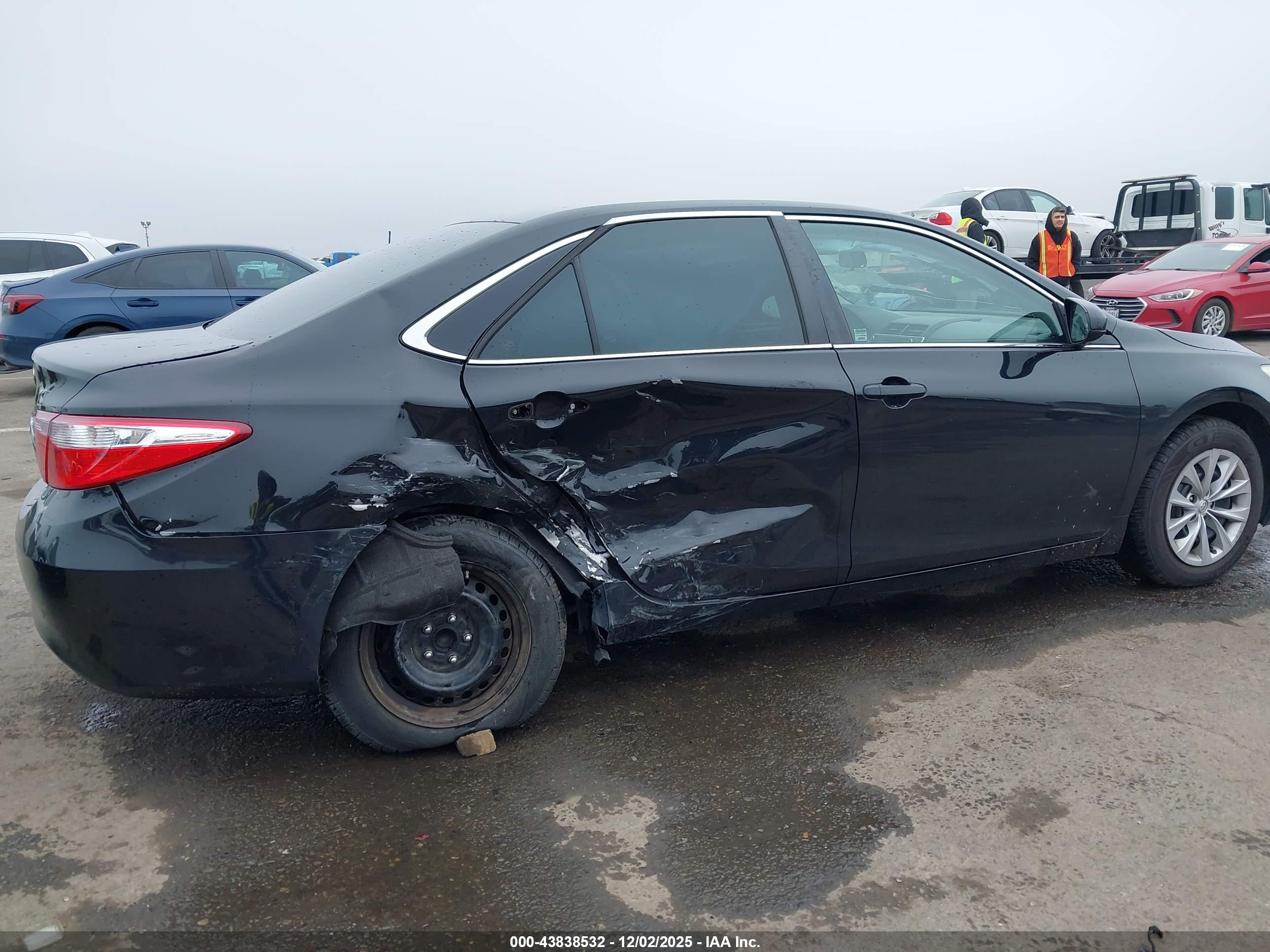 TOYOTA CAMRY image 6