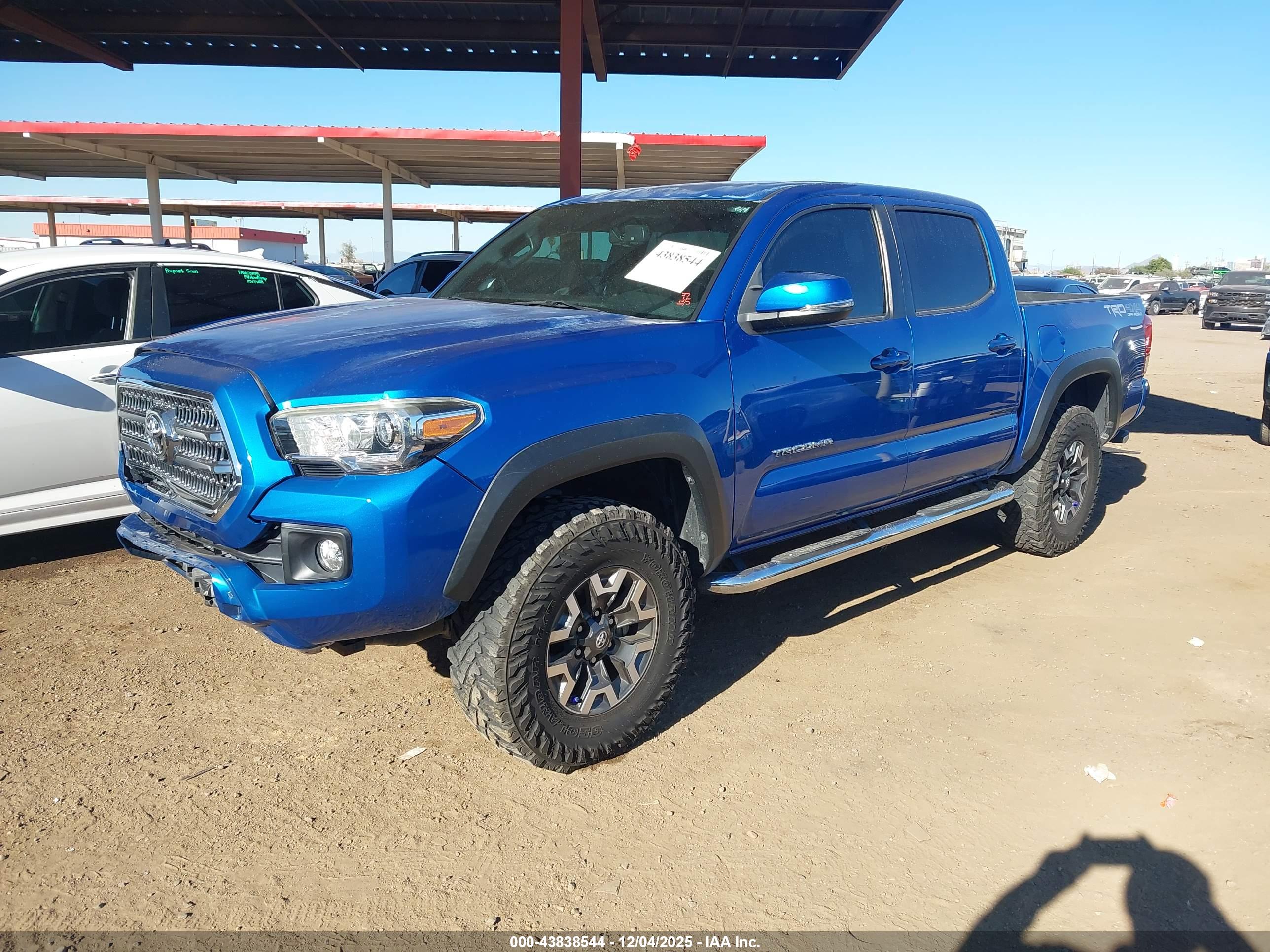 TOYOTA TACOMA image 2
