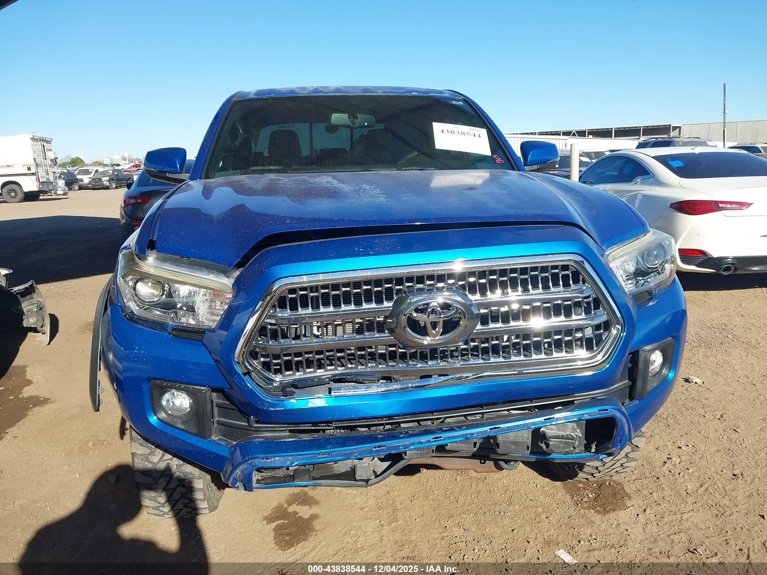 TOYOTA TACOMA image 6