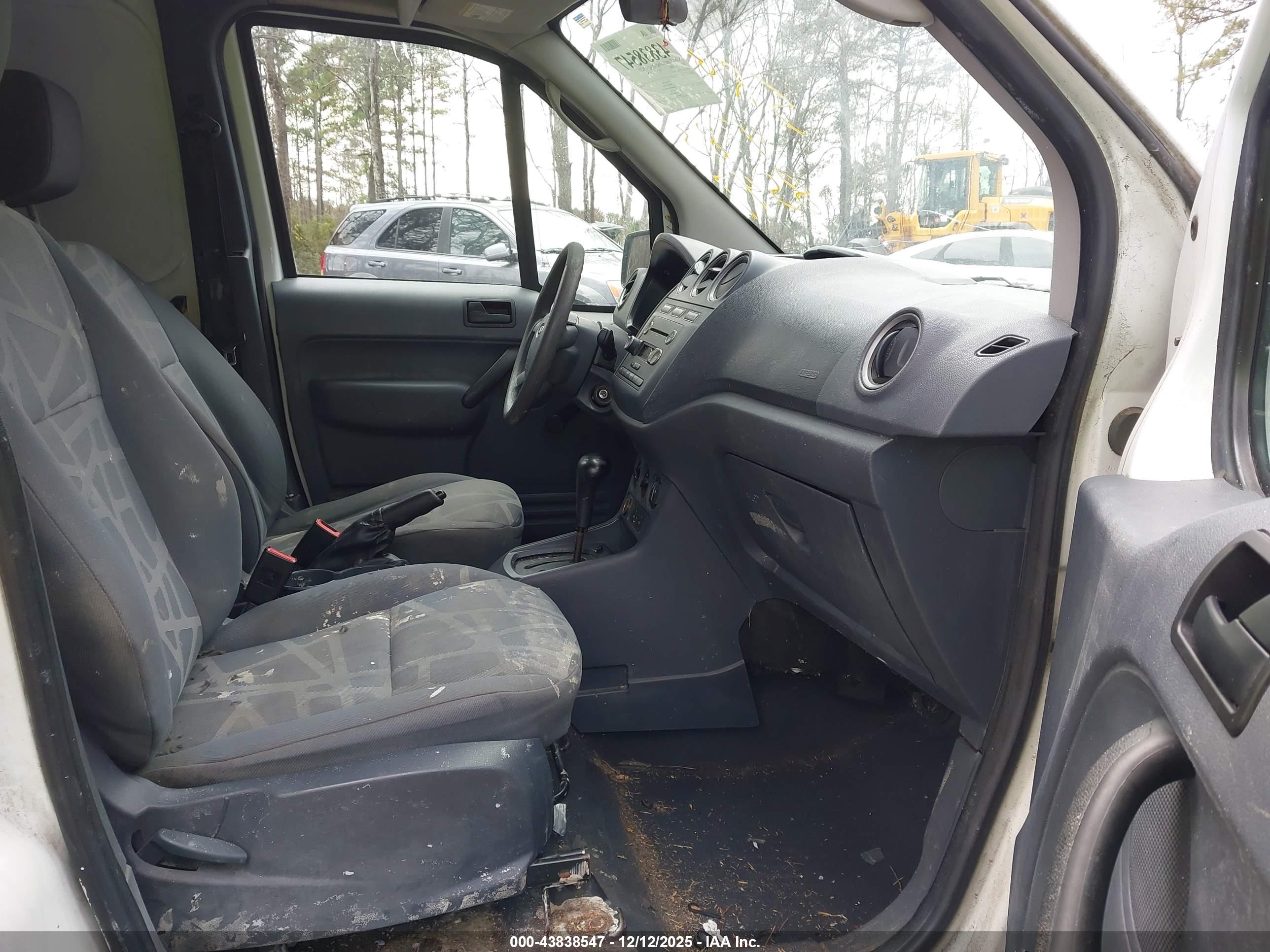 FORD TRANSIT image 5