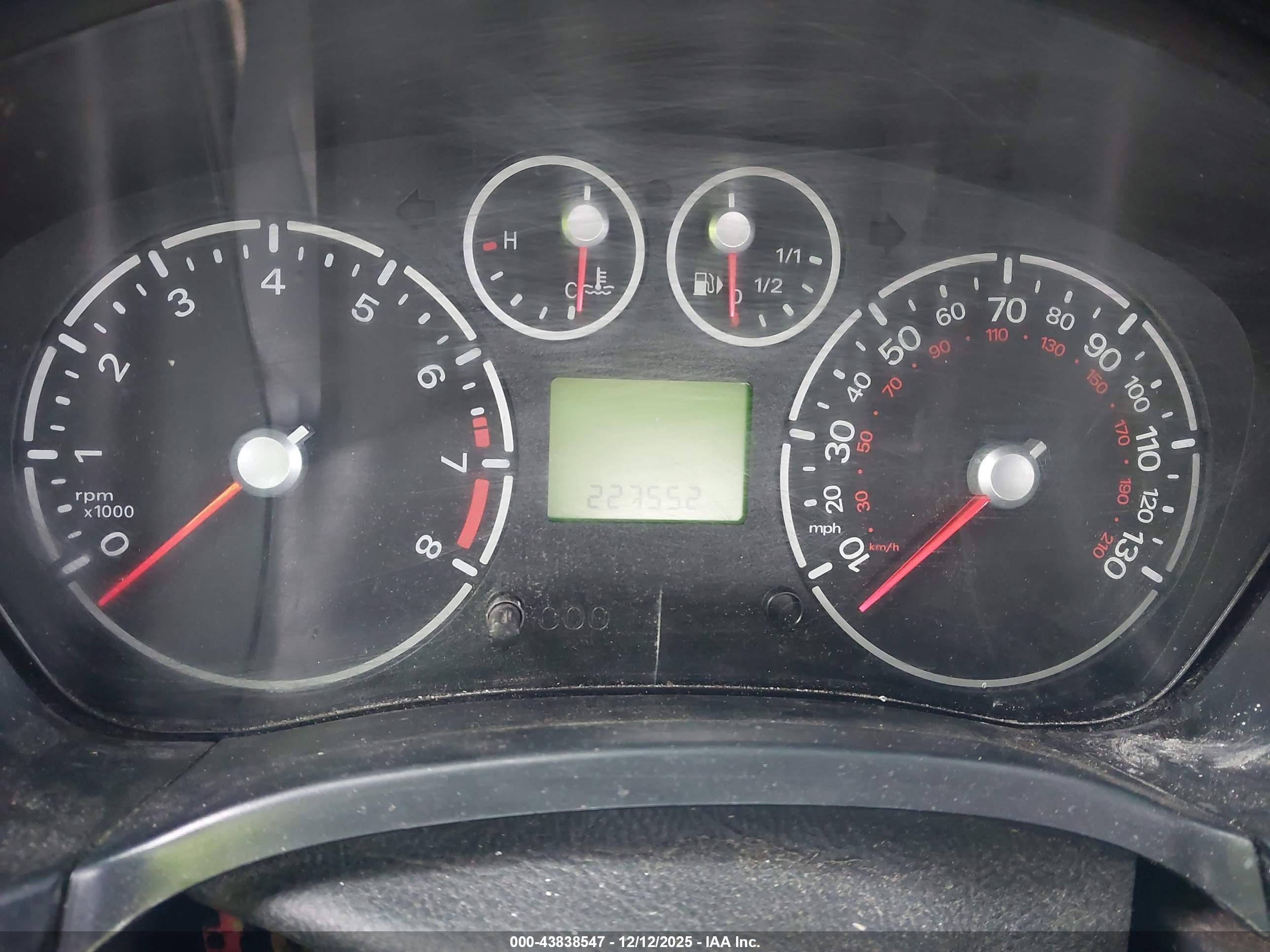 FORD TRANSIT image 7