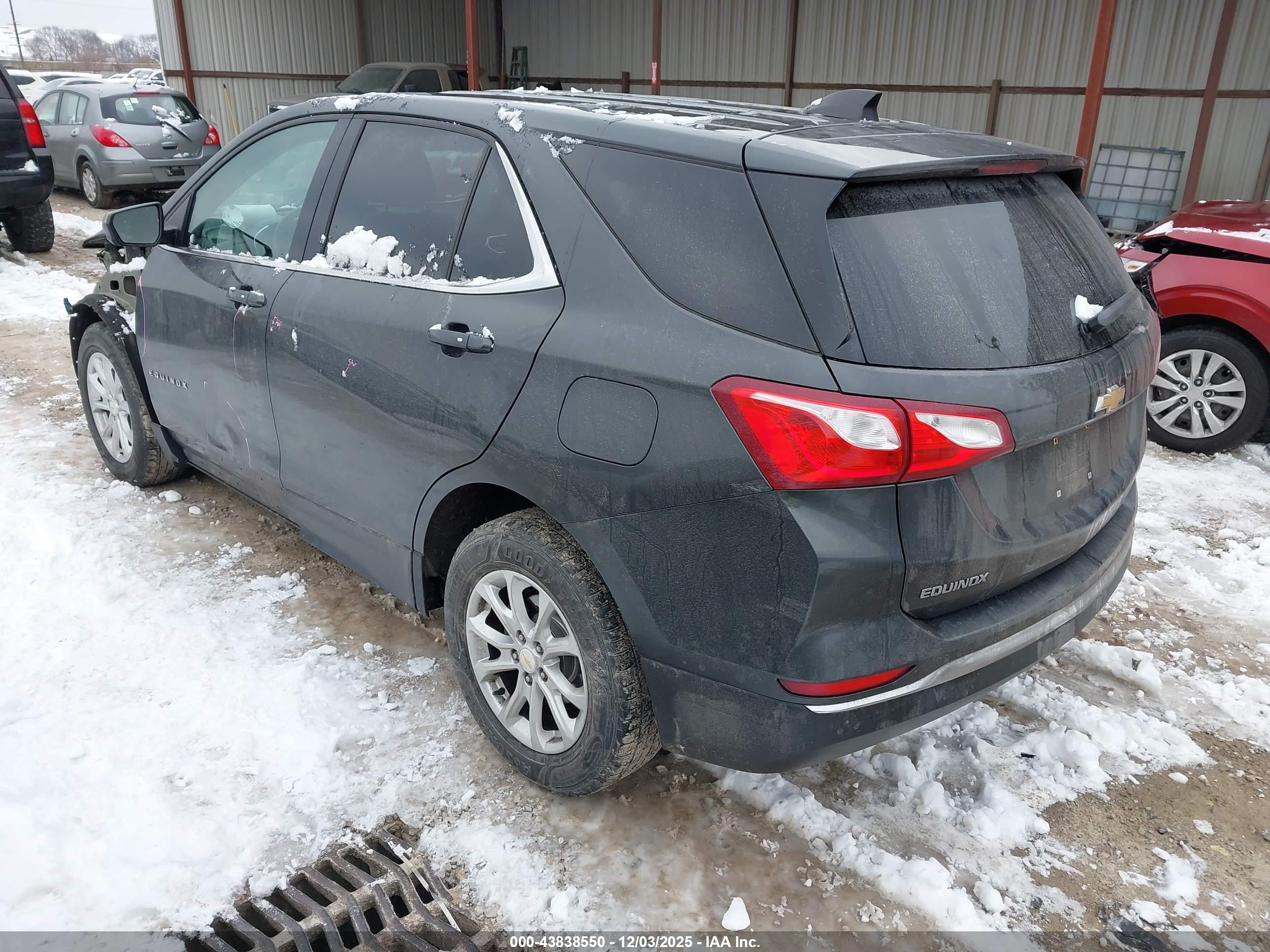 CHEVROLET EQUINOX image 3