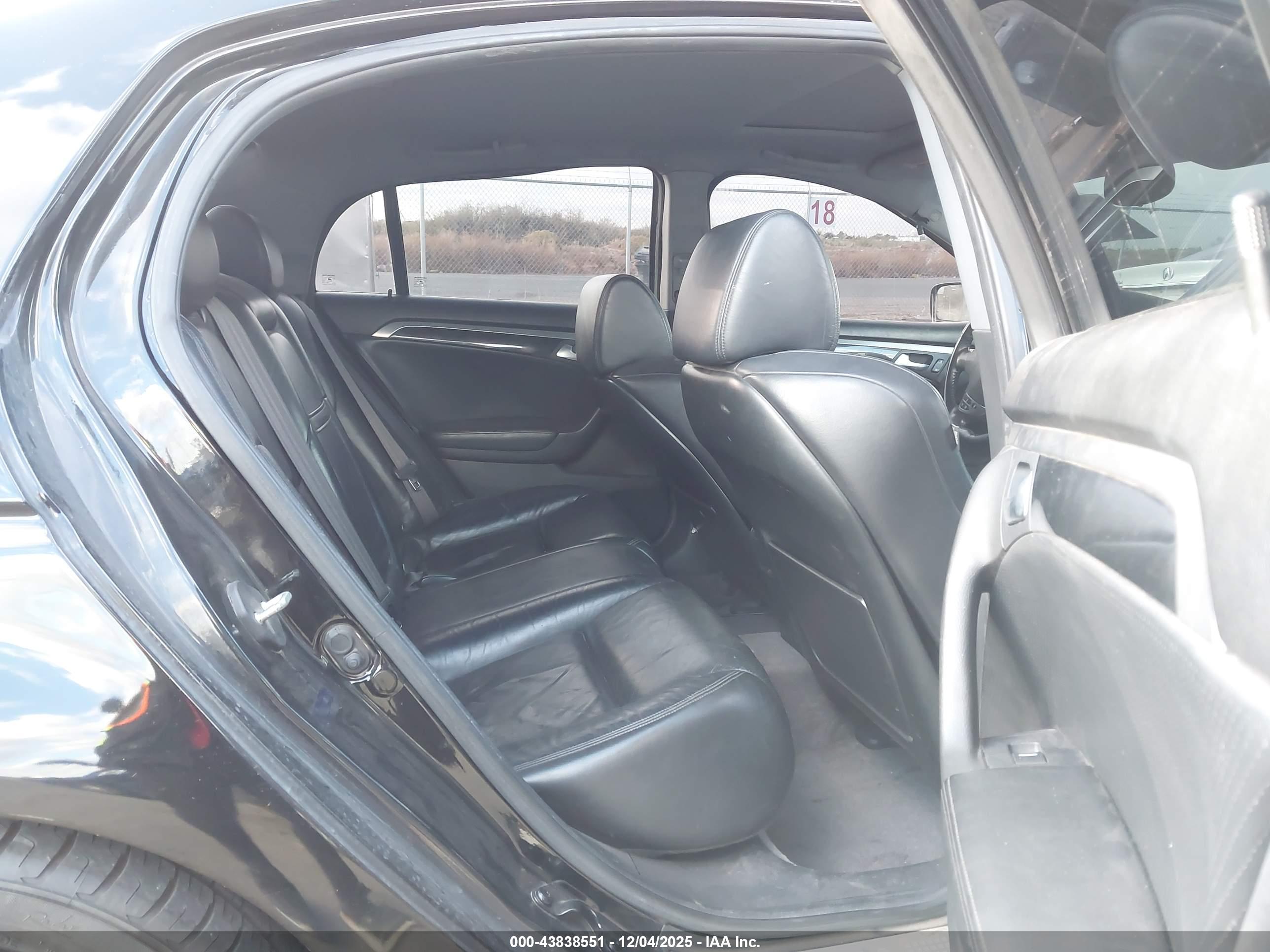 ACURA TL image 8