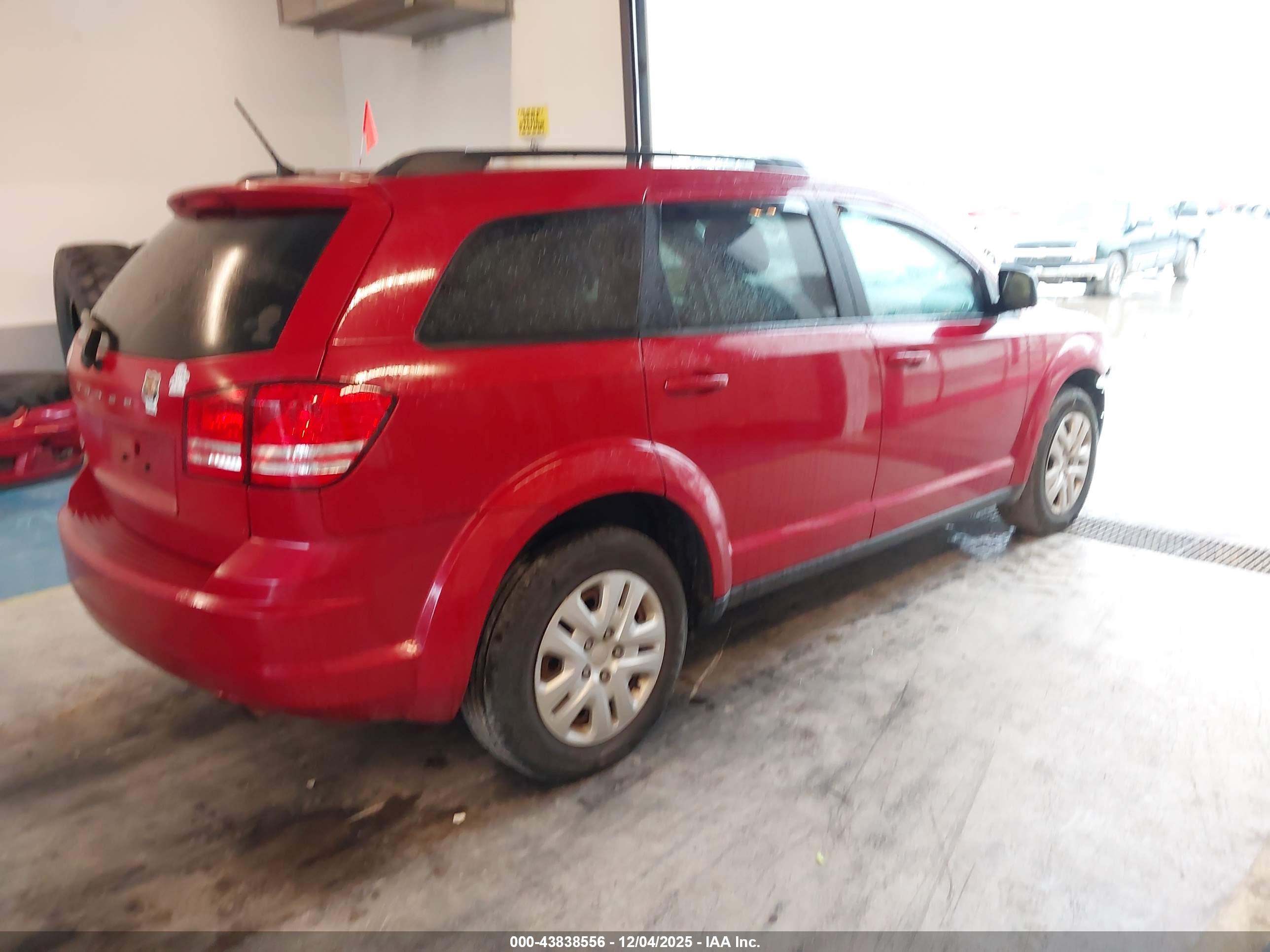 DODGE JOURNEY image 4