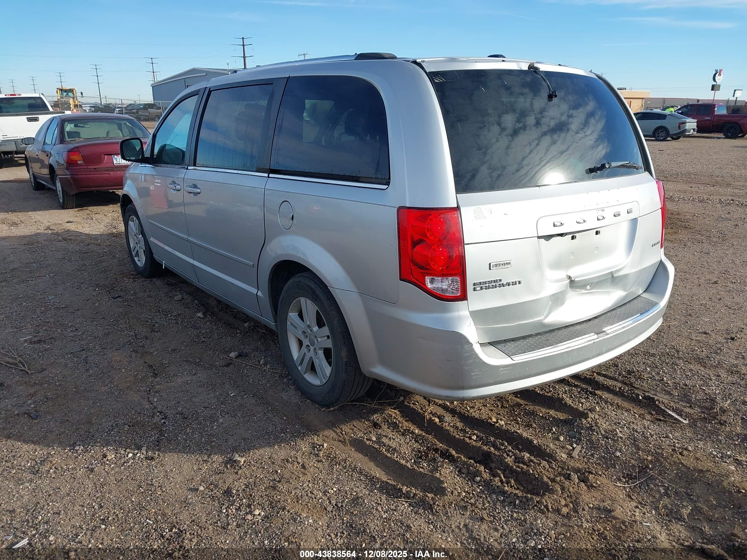 DODGE GRAND image 3