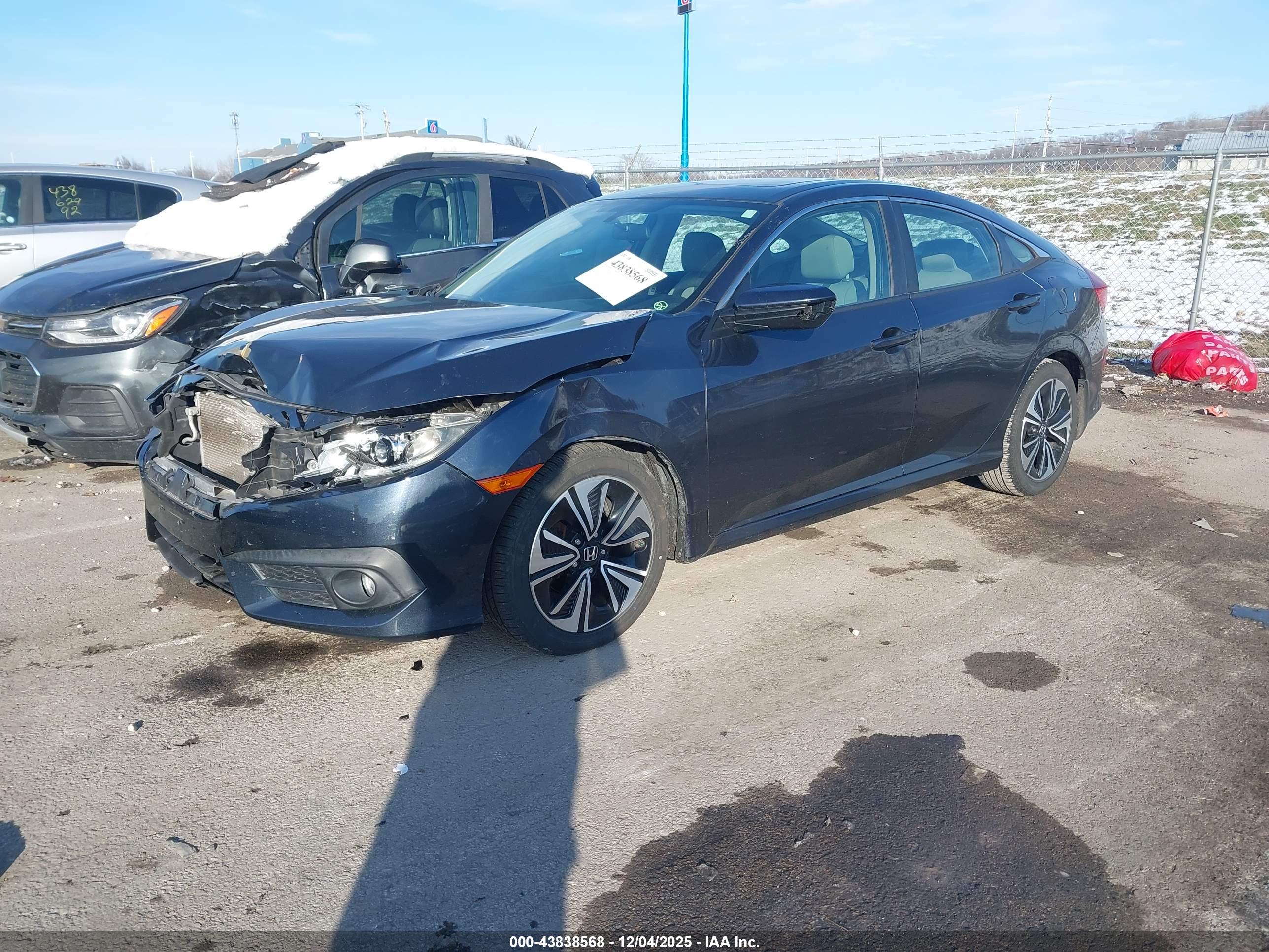 HONDA CIVIC image 2