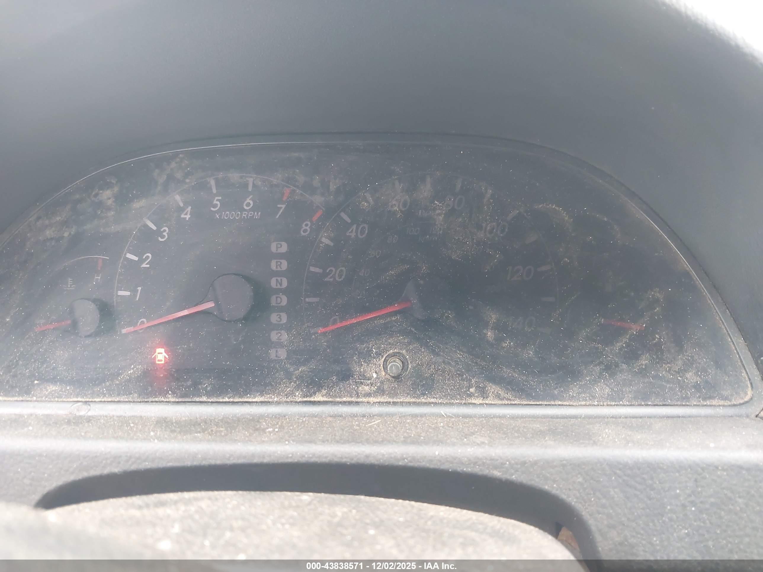 TOYOTA CAMRY image 7