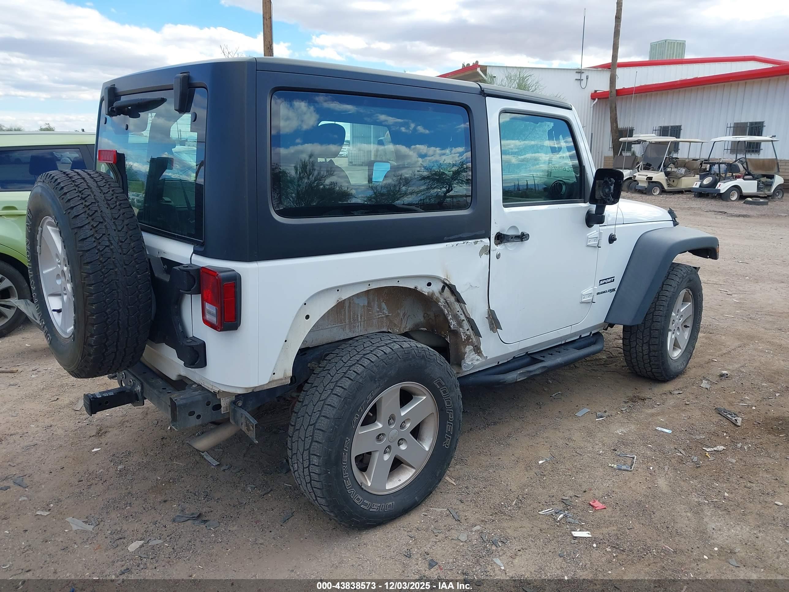JEEP WRANGLER image 4