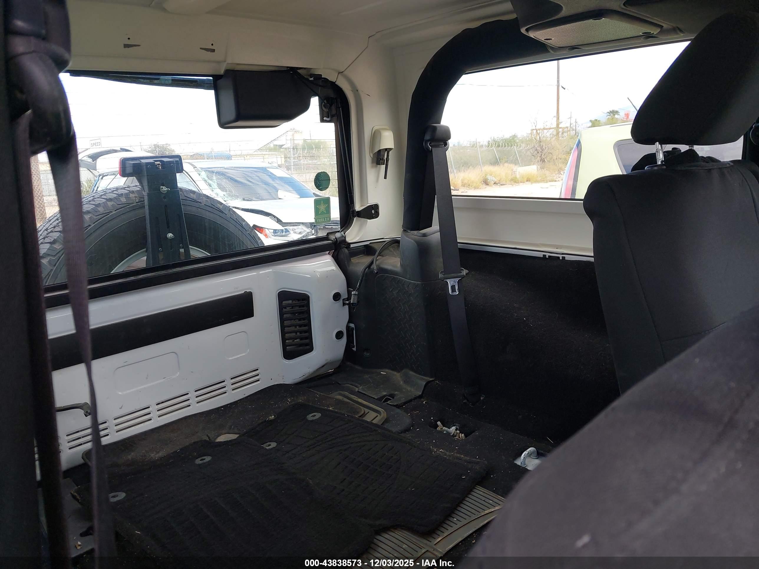 JEEP WRANGLER image 8