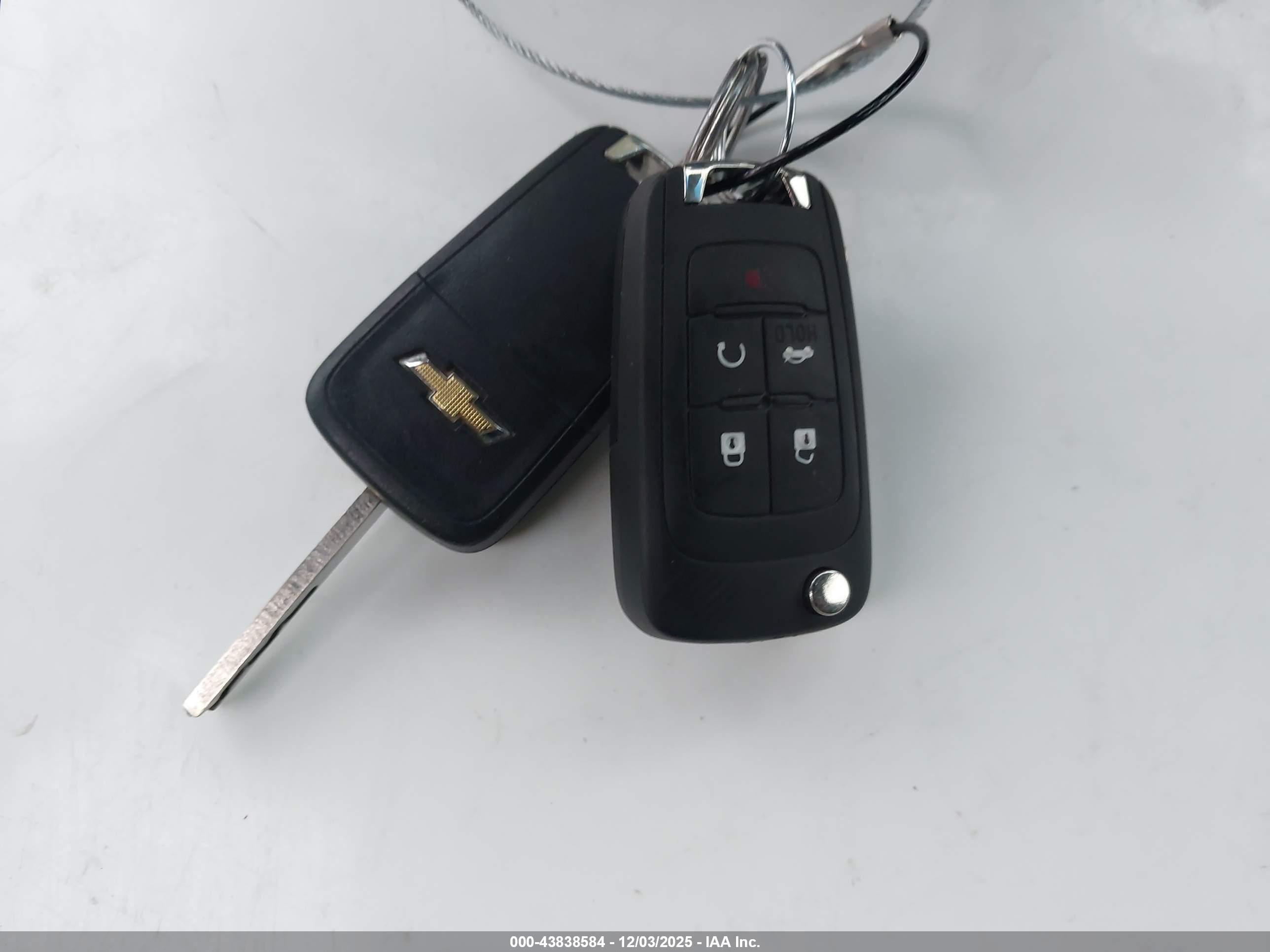 CHEVROLET CRUZE image 11