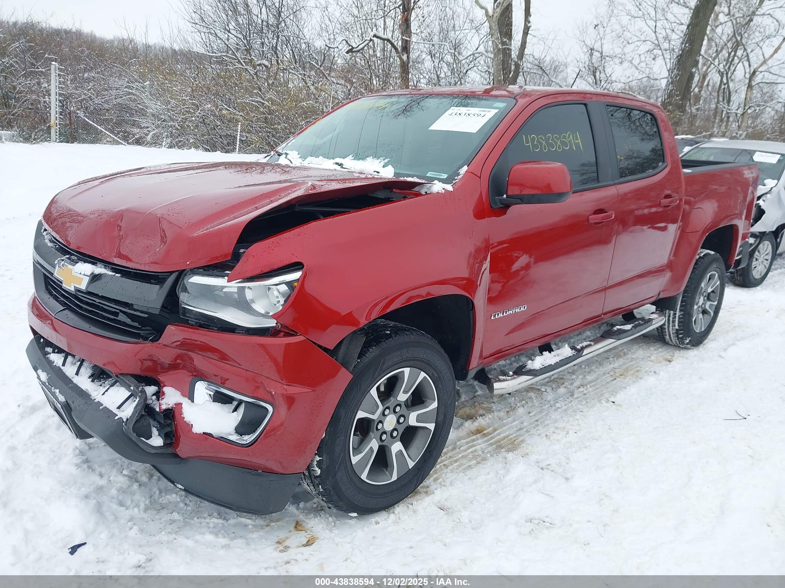 CHEVROLET COLORADO image 6
