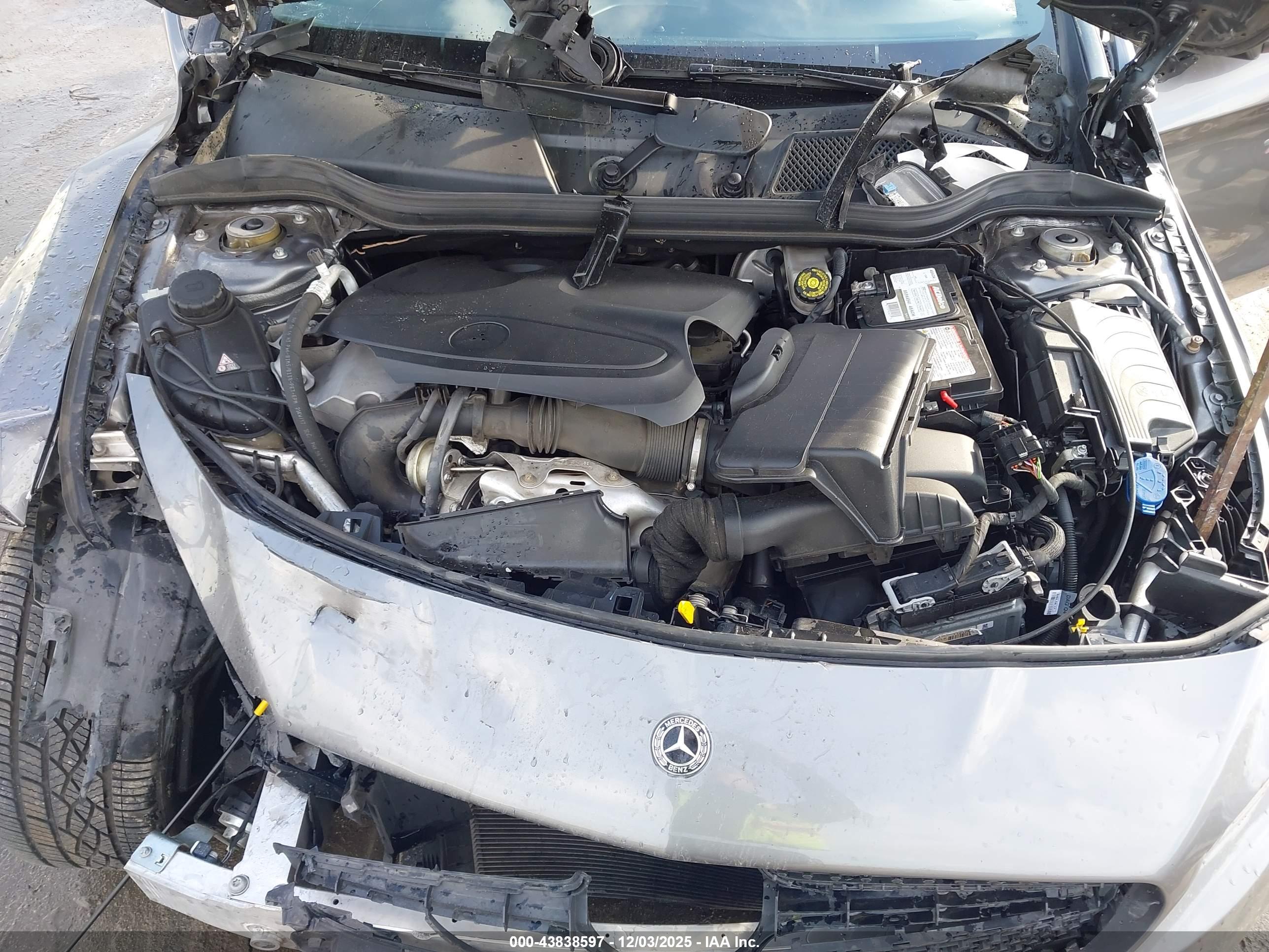 MERCEDES-BENZ CLA image 10