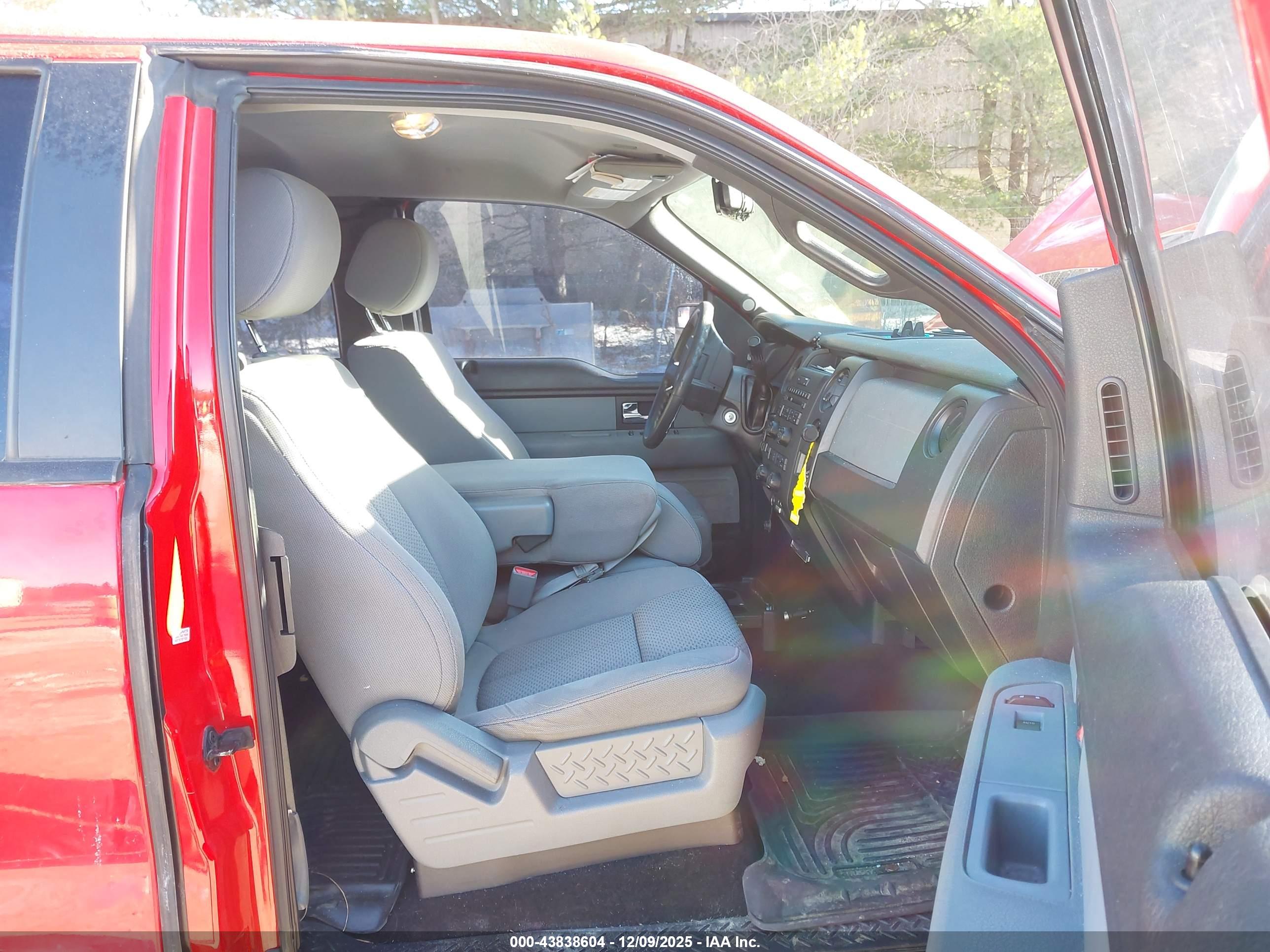 FORD F-150 image 5