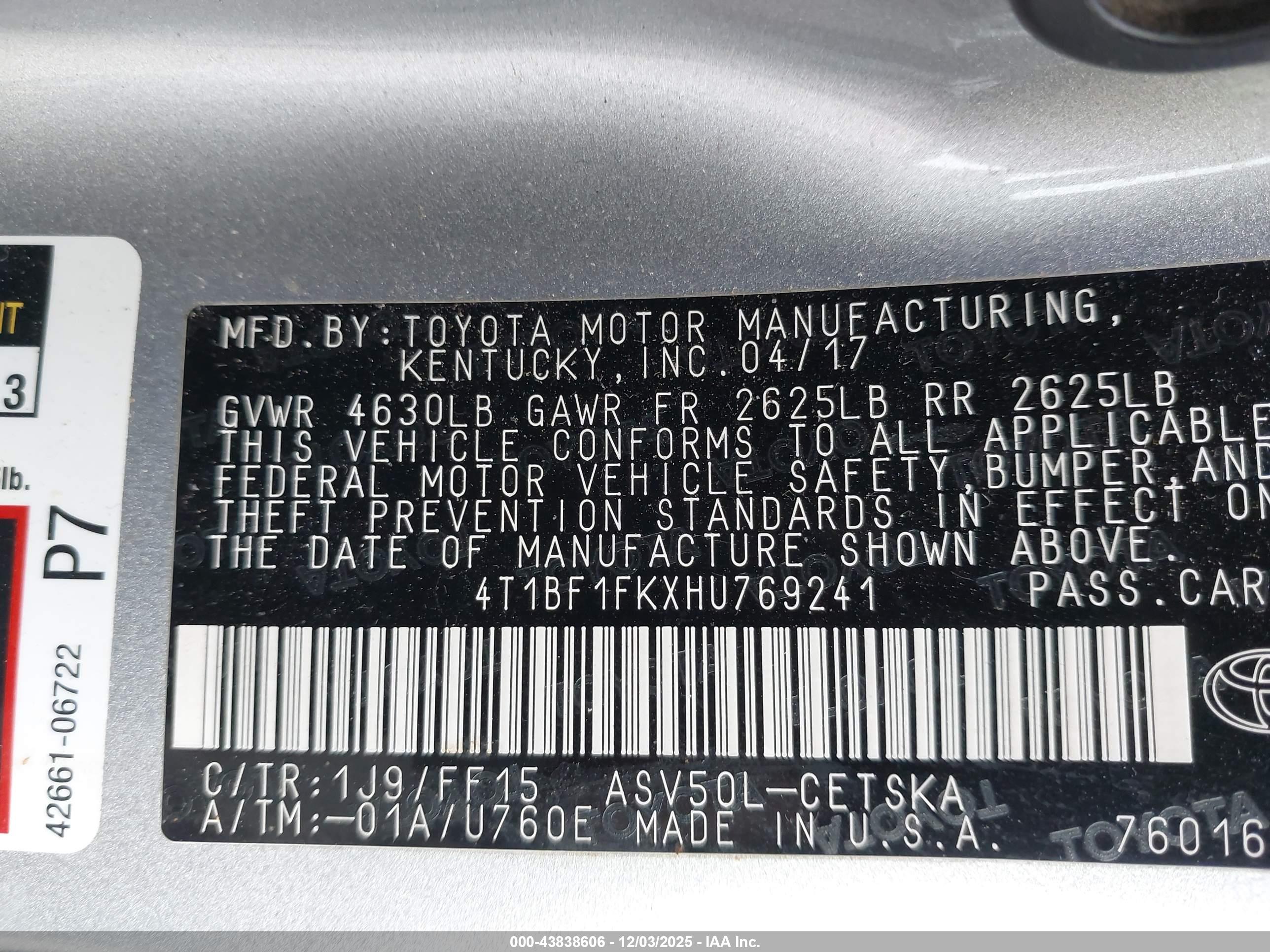 TOYOTA CAMRY image 9