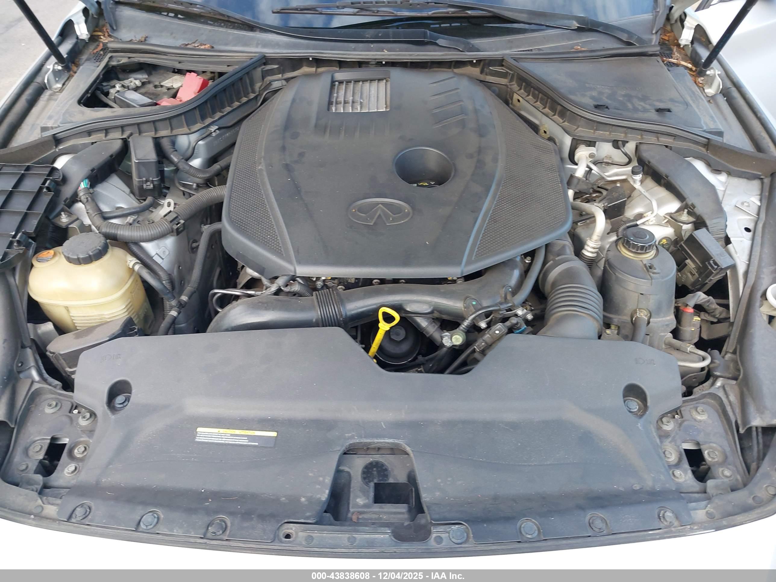 INFINITI Q50 image 10