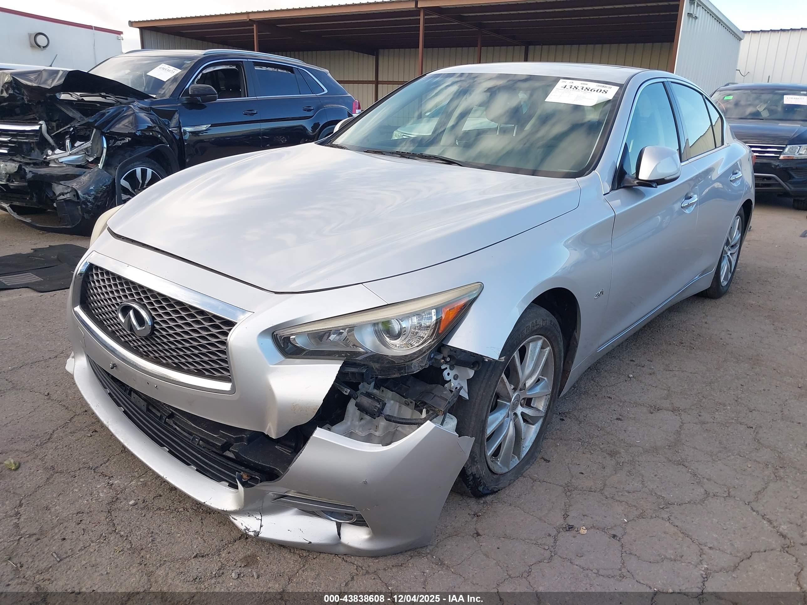 INFINITI Q50 image 6