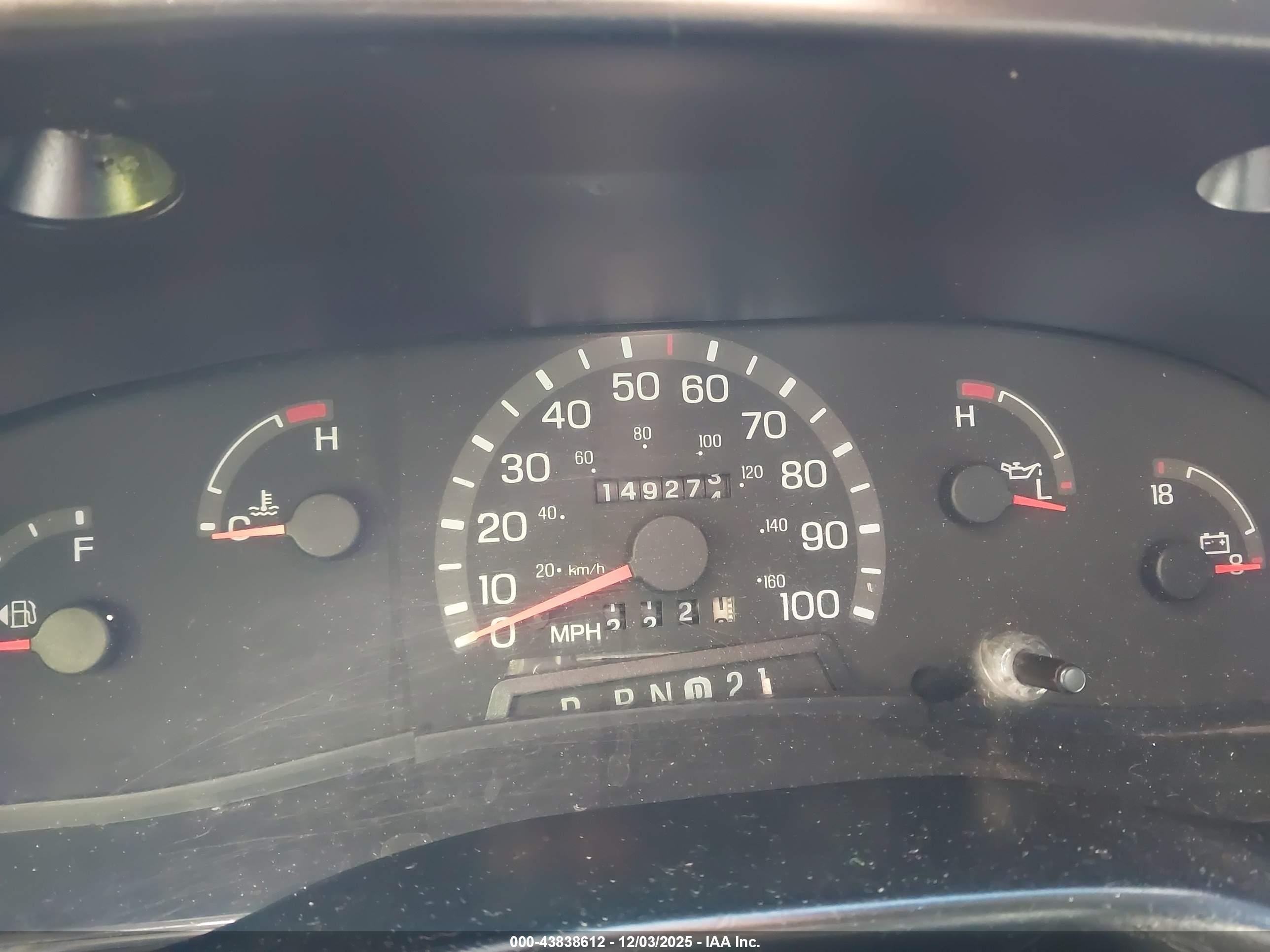 FORD E-250 image 7