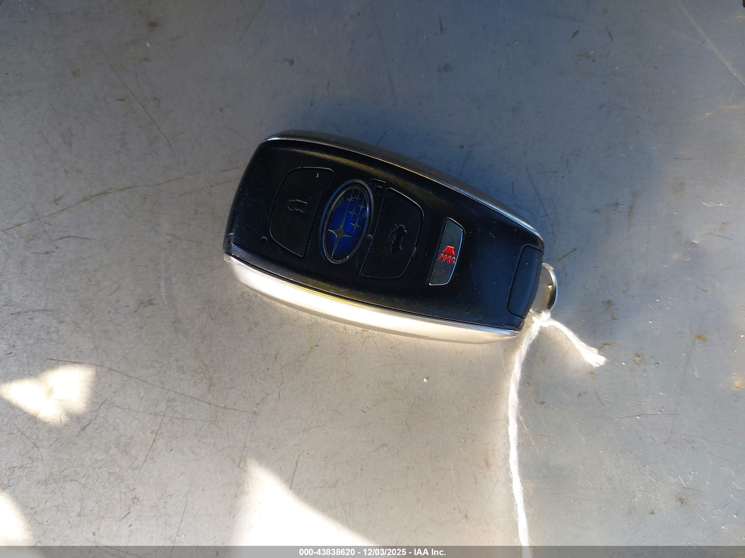 SUBARU OUTBACK image 11