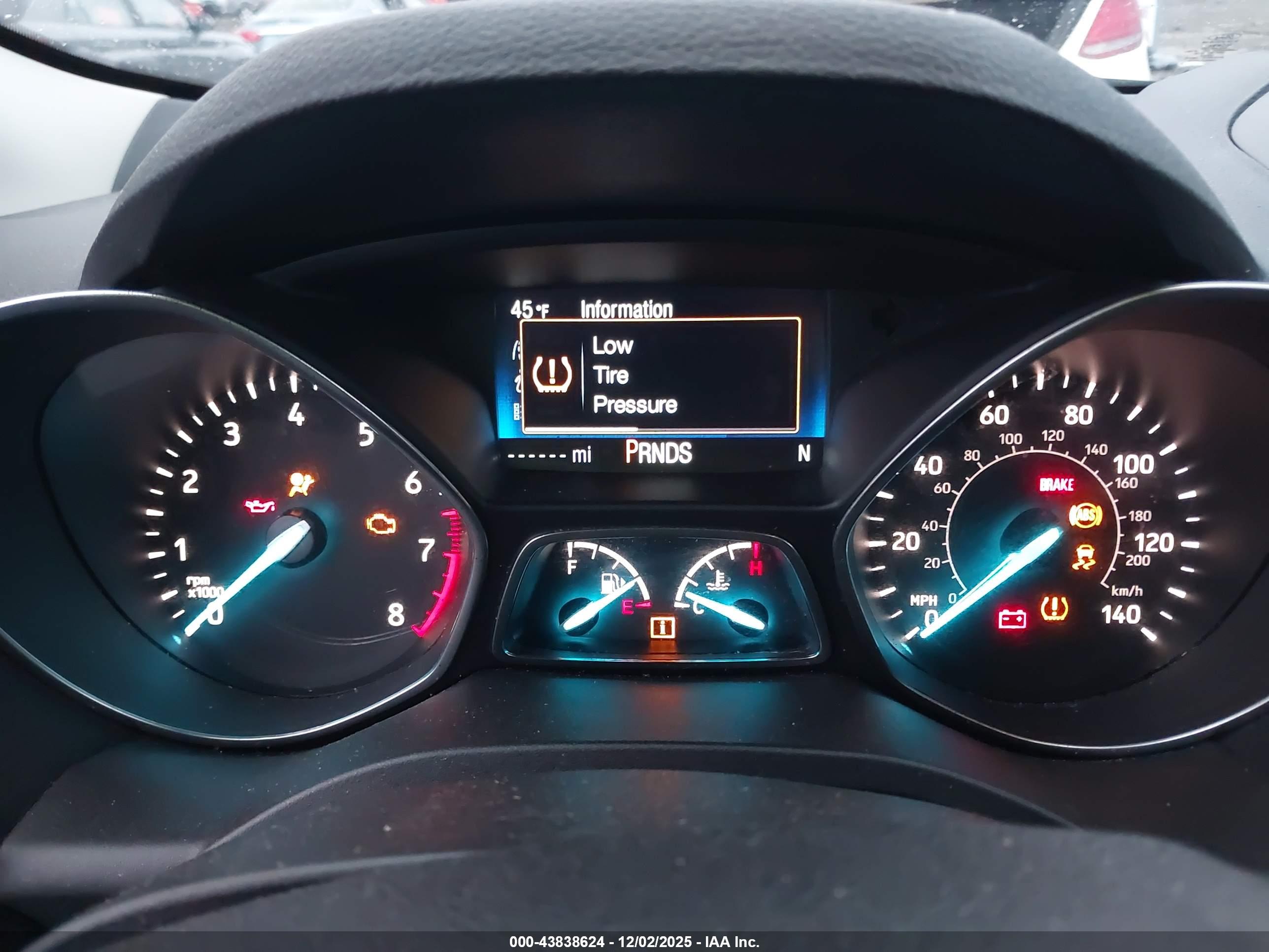FORD ESCAPE image 7