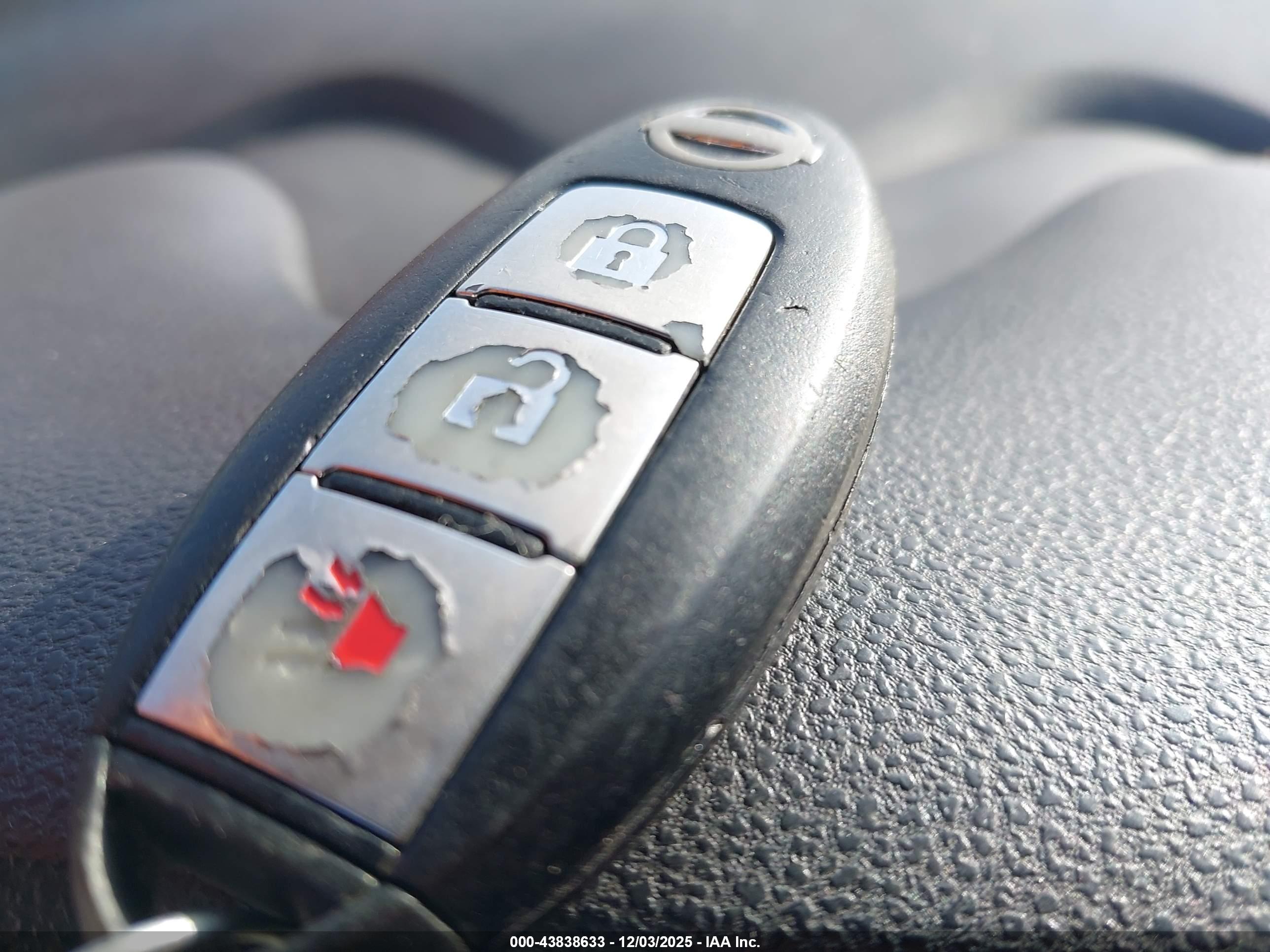 NISSAN JUKE image 11