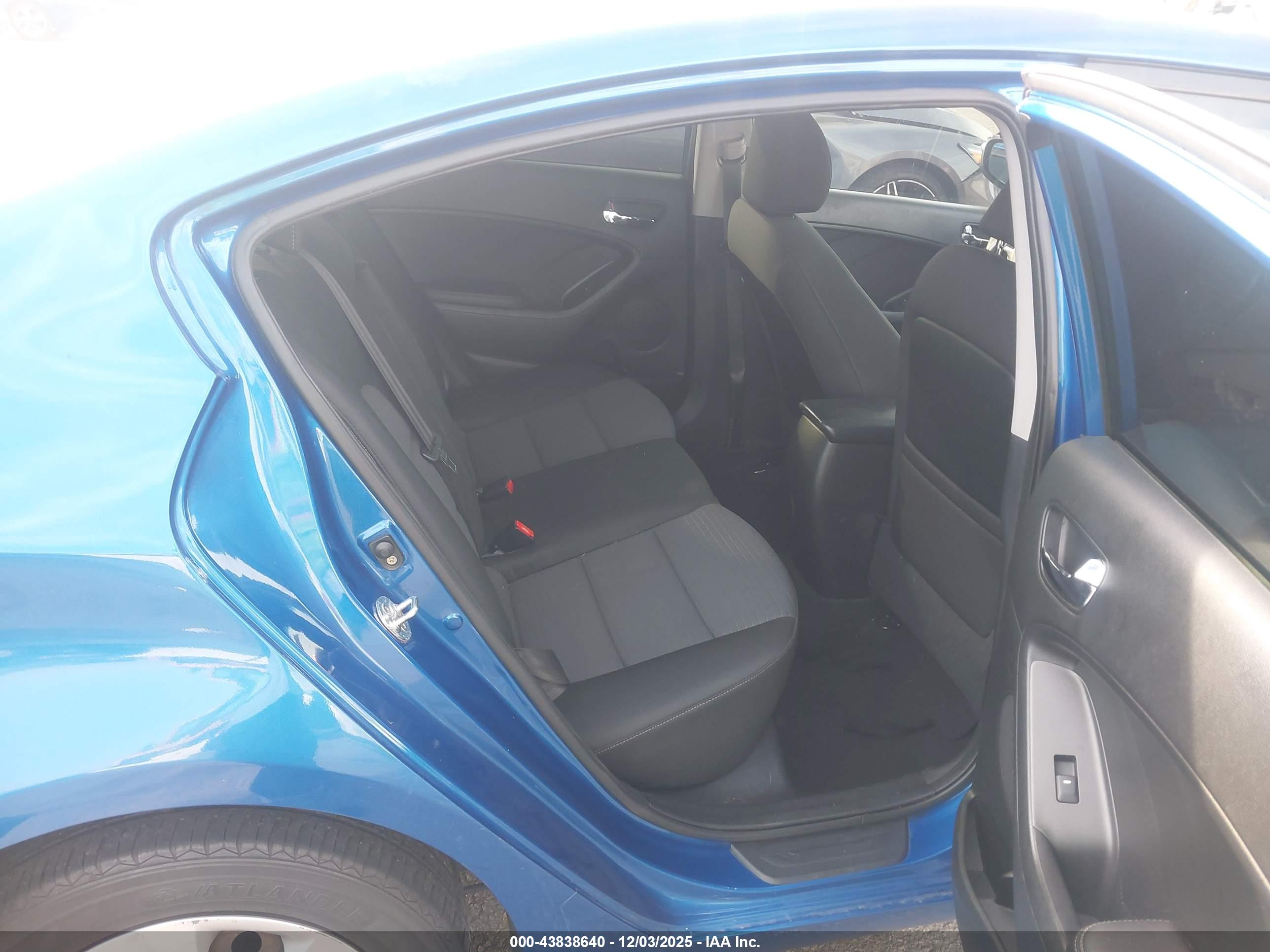 KIA FORTE image 8