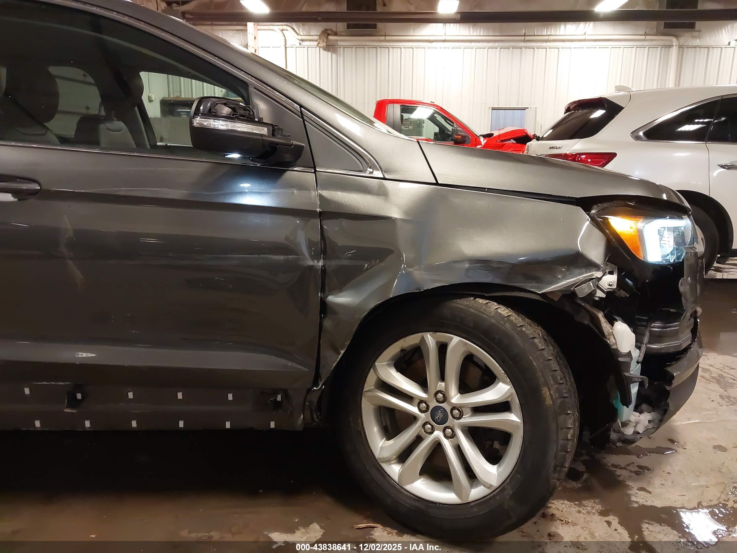 FORD EDGE image 6