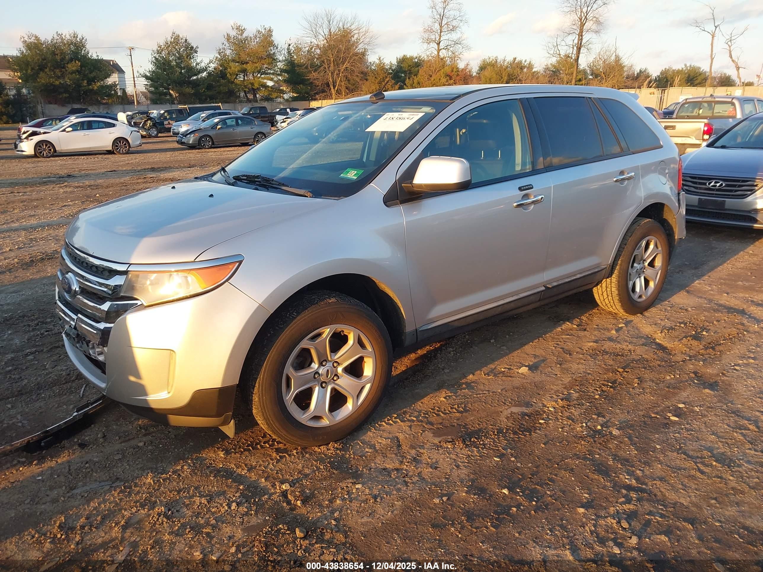 FORD EDGE image 2