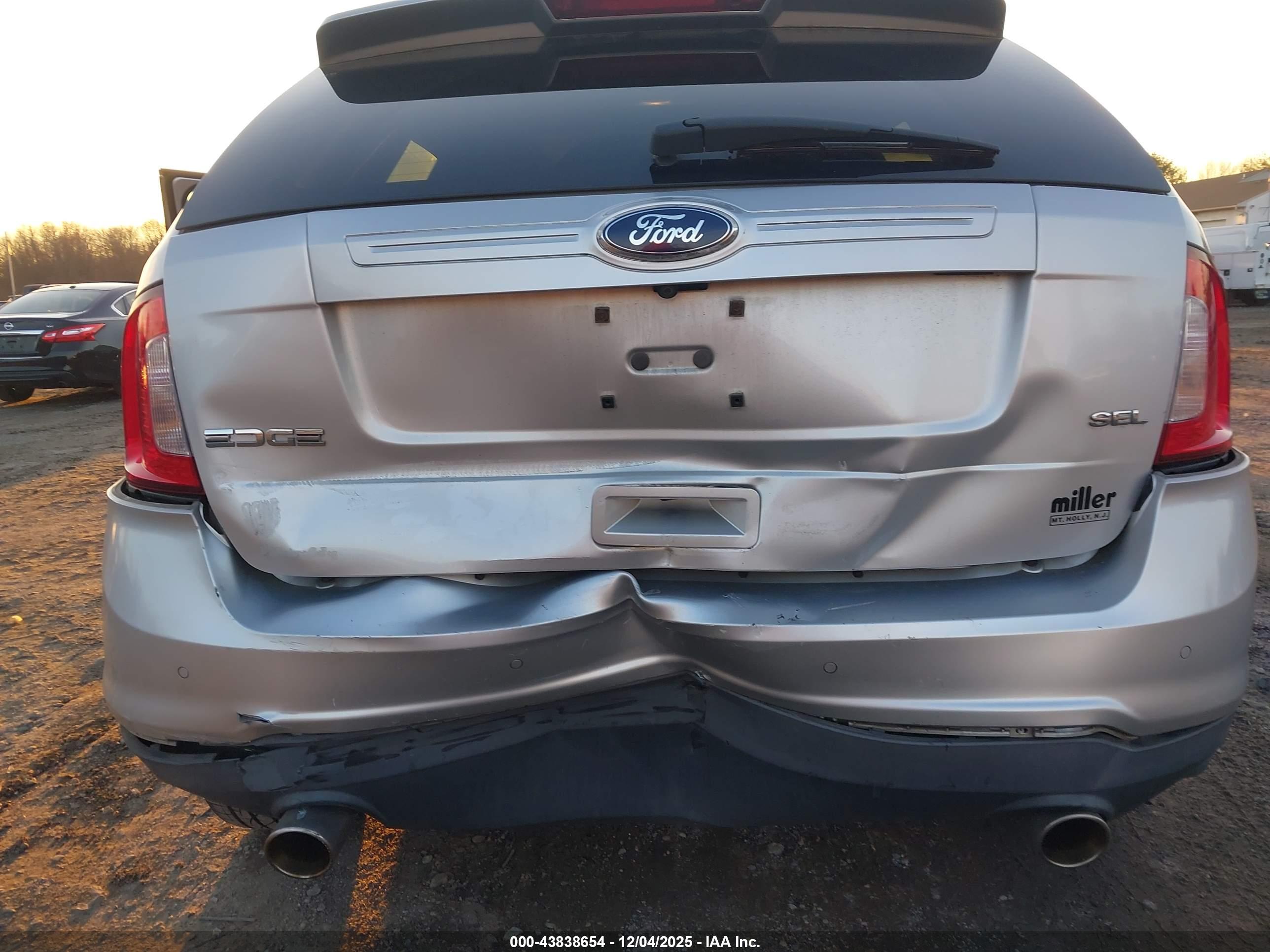 FORD EDGE image 6