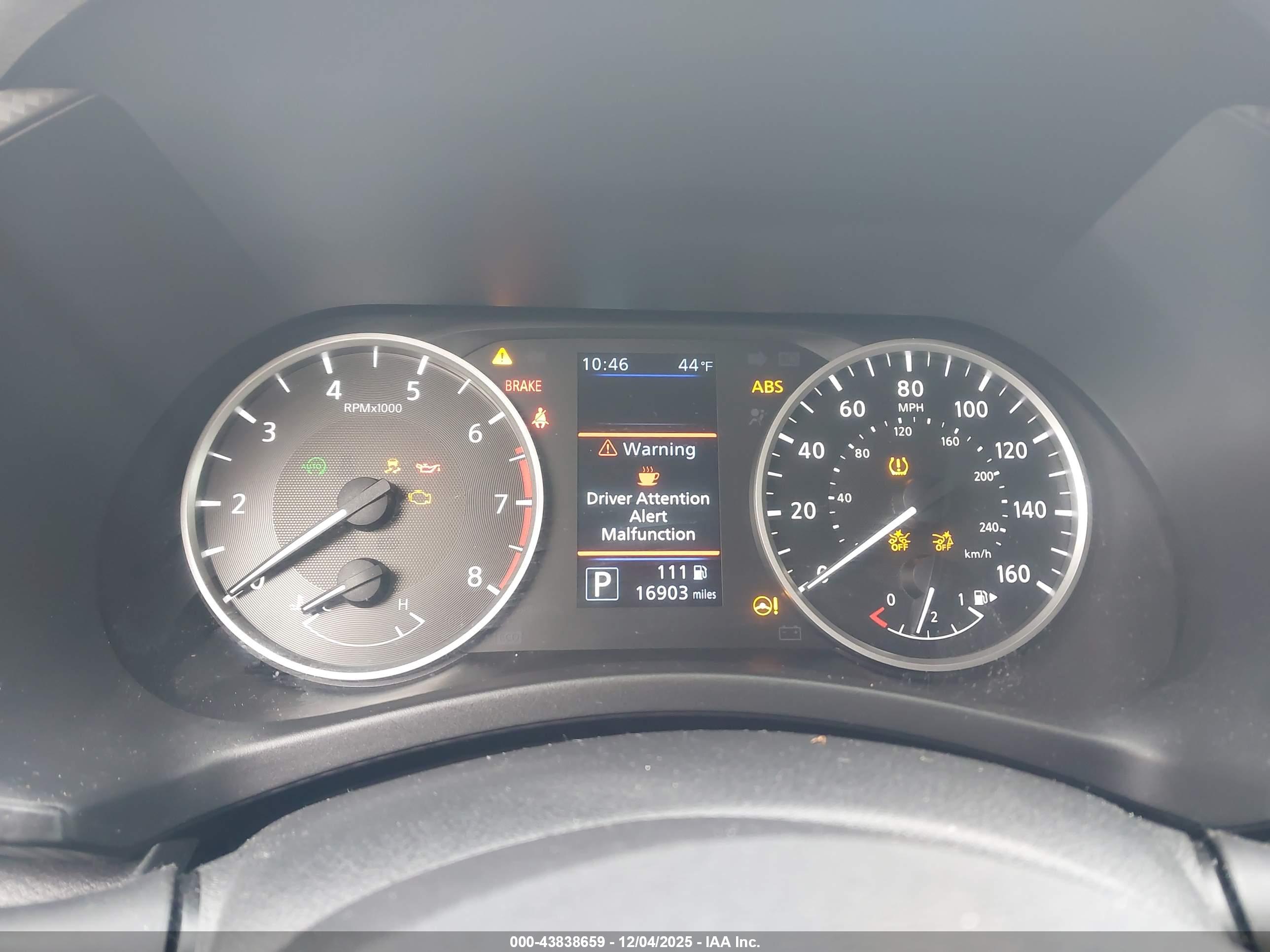 NISSAN SENTRA image 7
